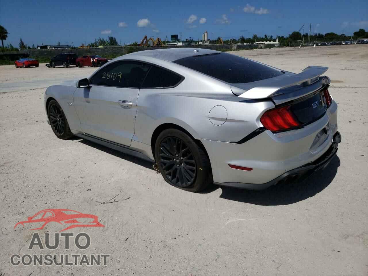FORD MUSTANG 2019 - 1FA6P8CF1K5153809
