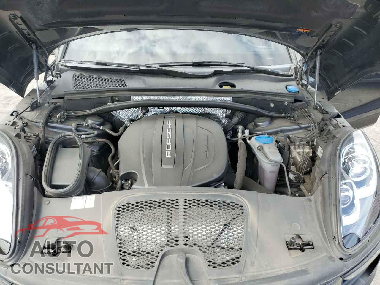 PORSCHE MACAN 2018 - WP1AA2A59JLB15055