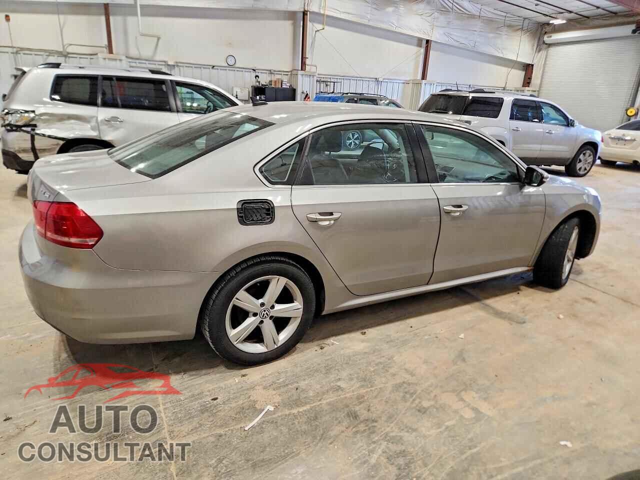 VOLKSWAGEN PASSAT 2012 - 1VWBN7A3XCC102515