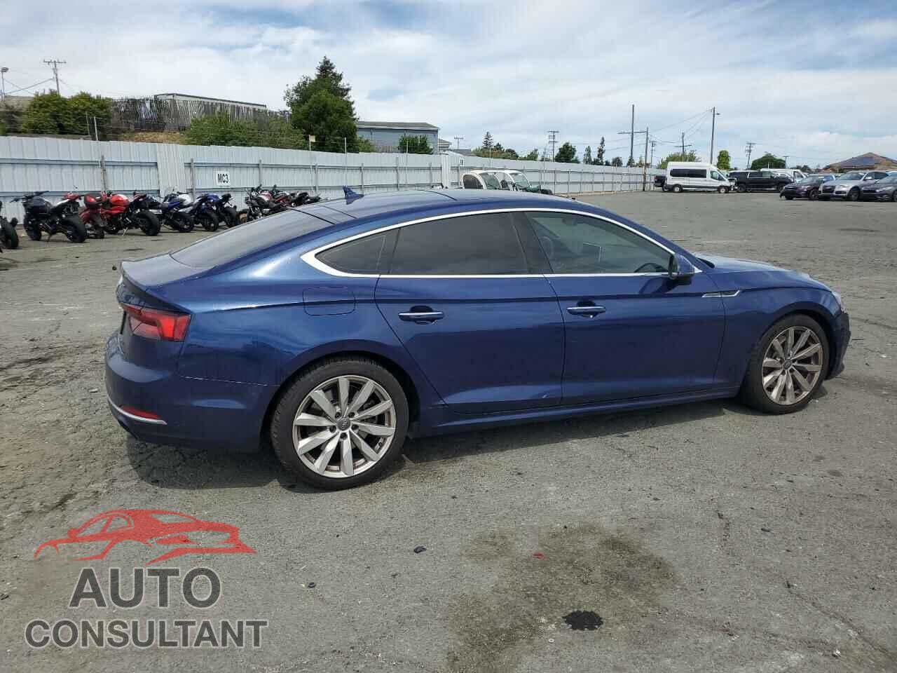 AUDI A5 2018 - WAUBNCF59JA108429
