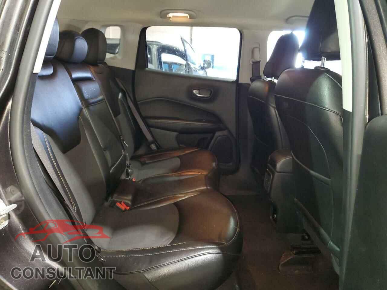 JEEP COMPASS 2020 - 3C4NJDBB9LT117513