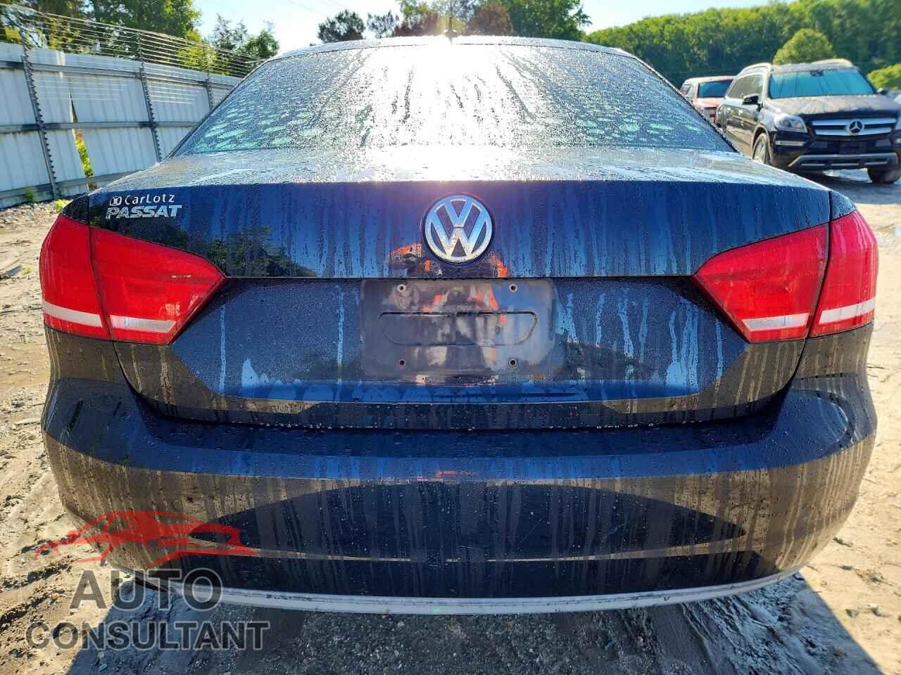 VOLKSWAGEN PASSAT 2012 - 1VWAP7A31CC073458