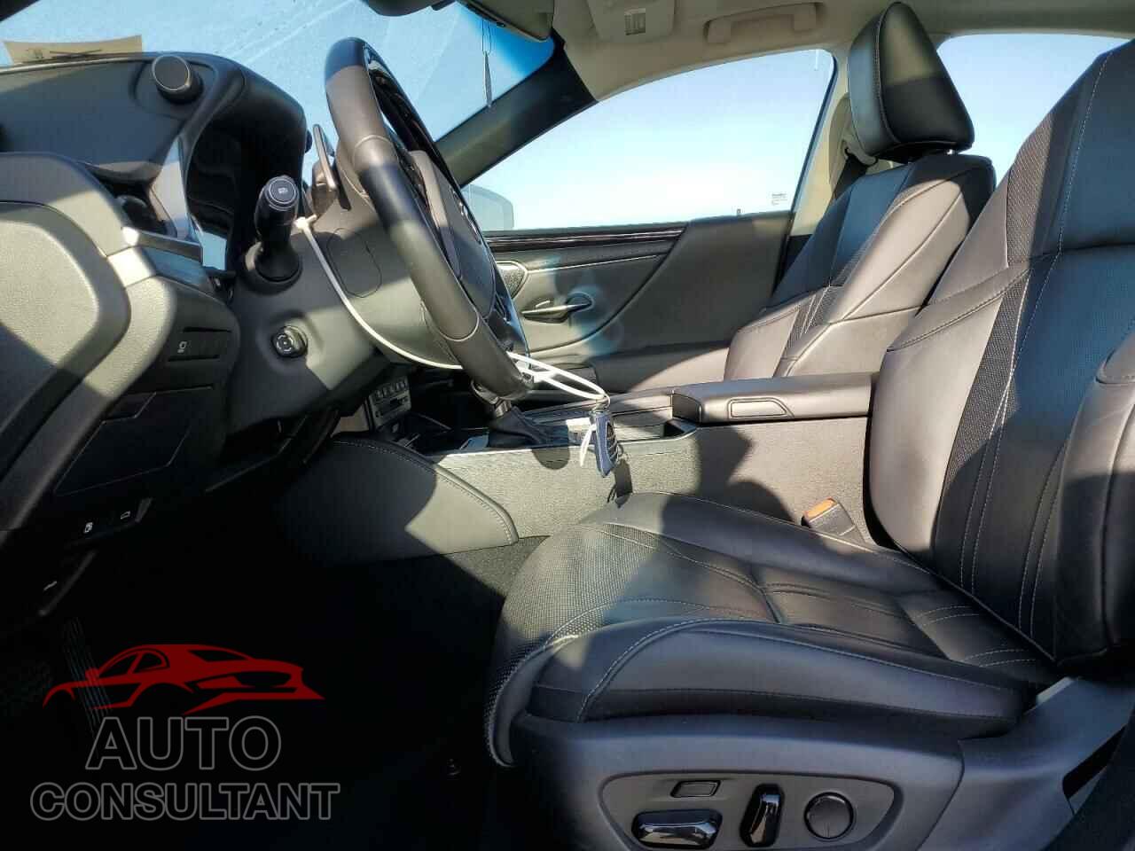 LEXUS ES300 2020 - 58AE21B13LU012561