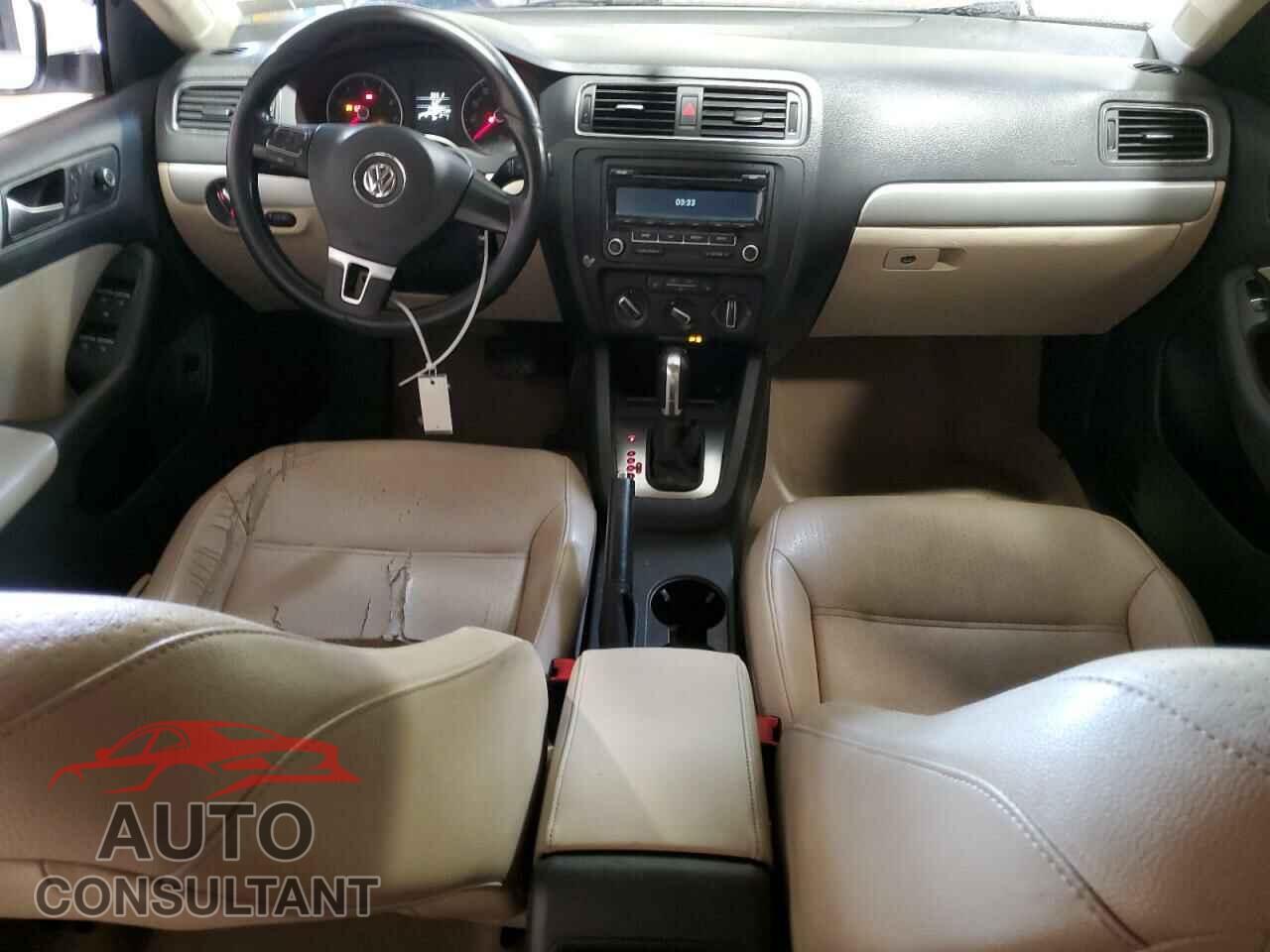 VOLKSWAGEN JETTA 2013 - 3VWDP7AJ9DM397155