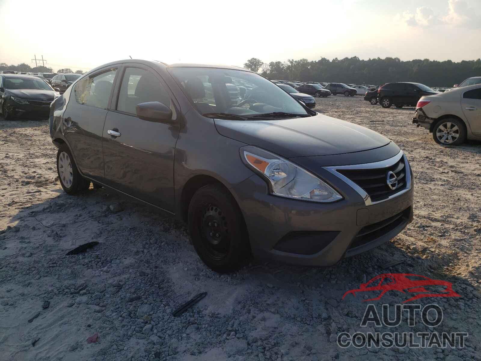 NISSAN VERSA 2017 - 3N1CN7AP9HL817312