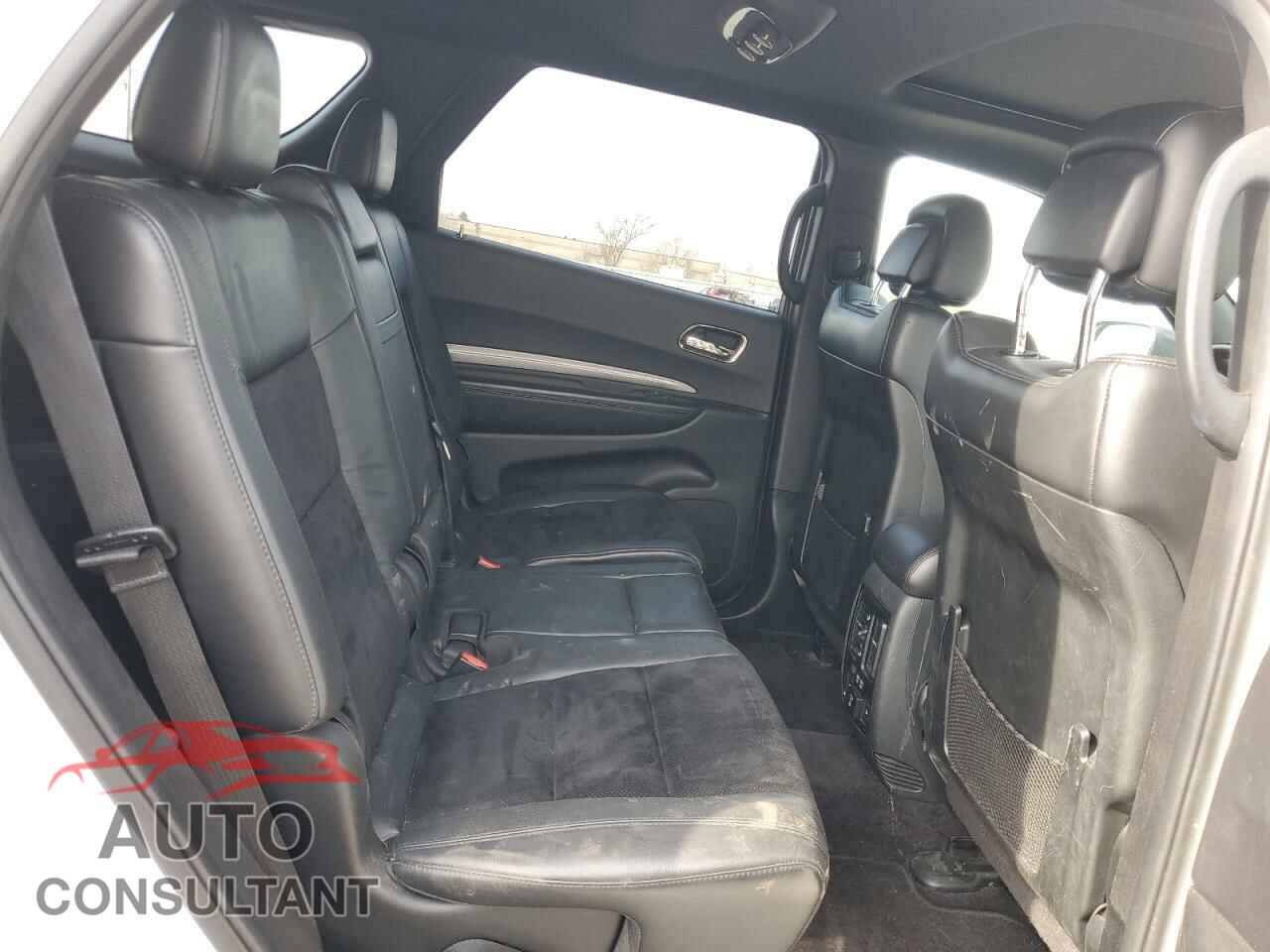 DODGE DURANGO 2018 - 1C4RDJDG2JC283235