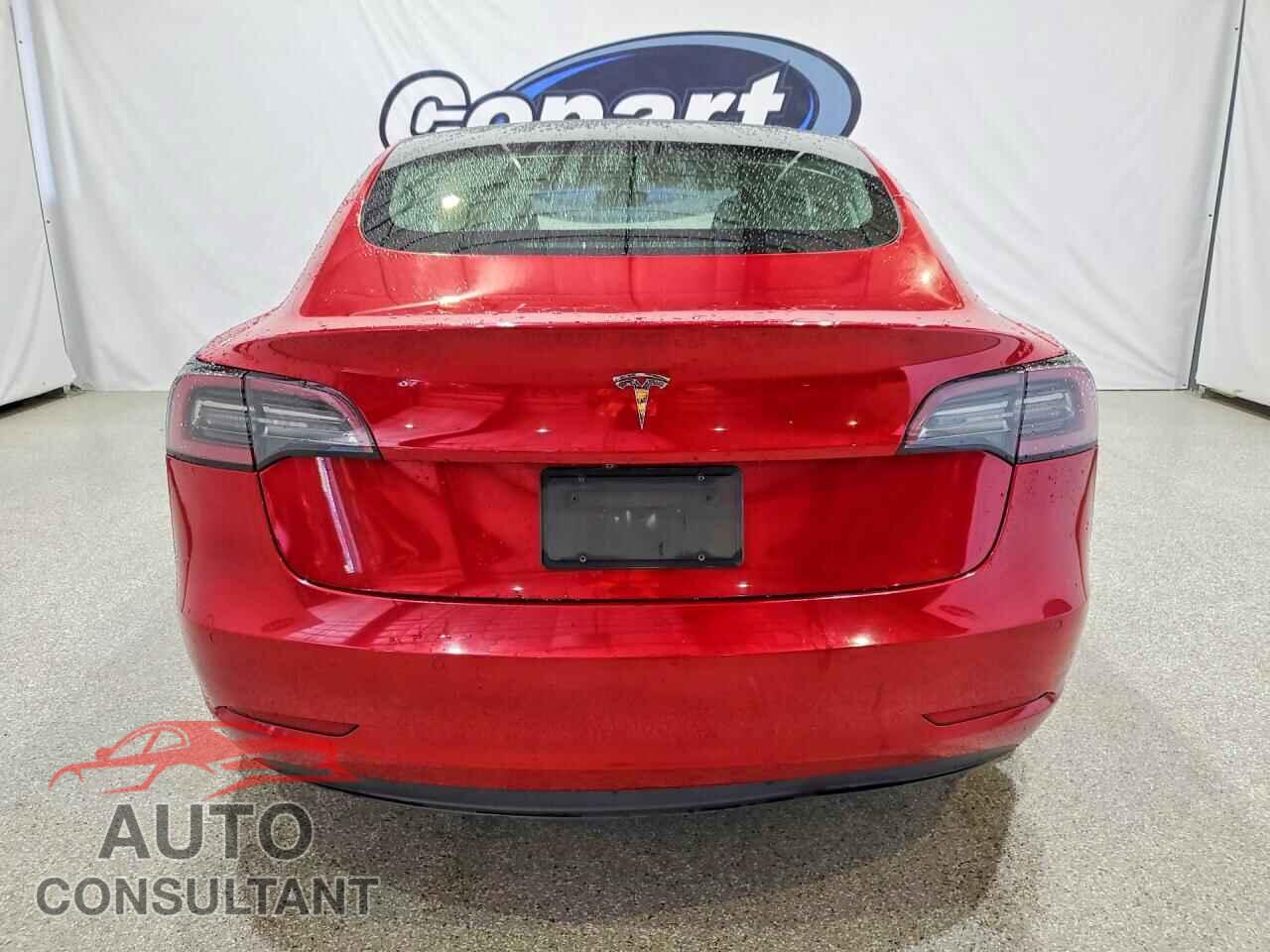 TESLA MODEL 3 2022 - 5YJ3E1EA6NF304545