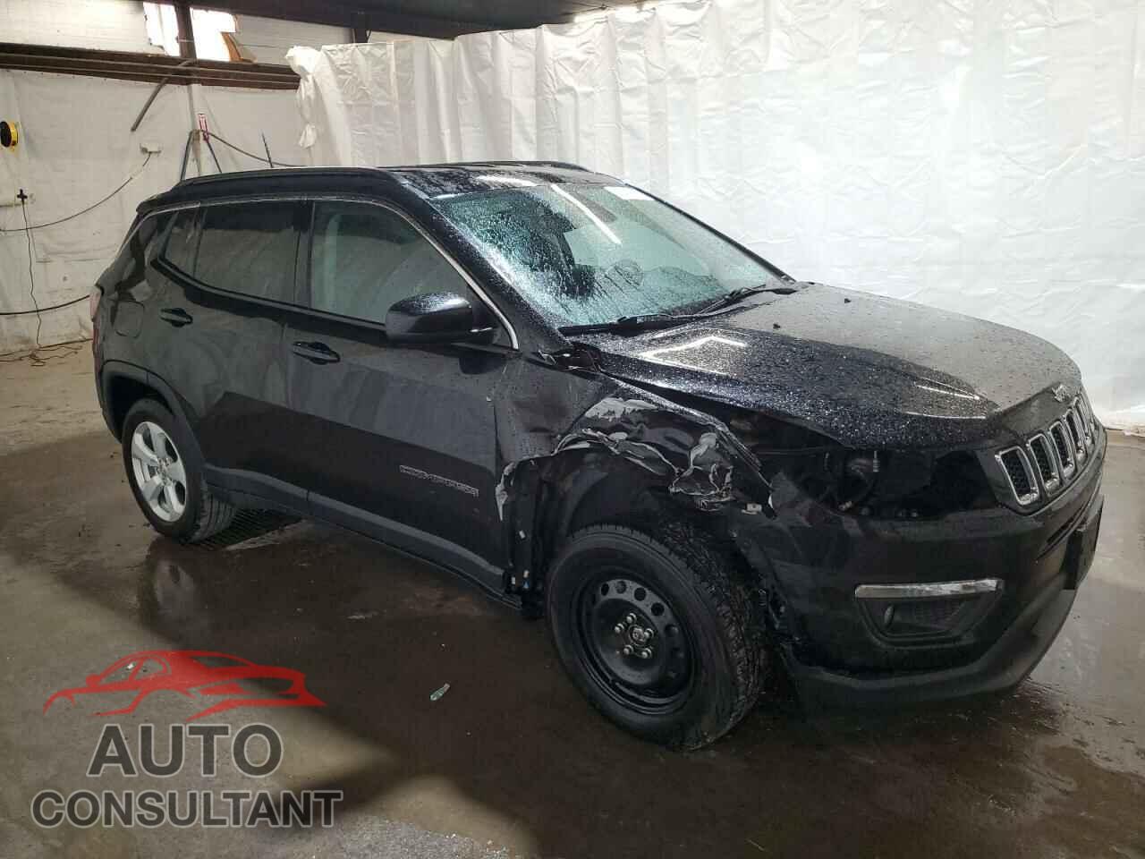 JEEP COMPASS 2018 - 3C4NJCBB4JT359083