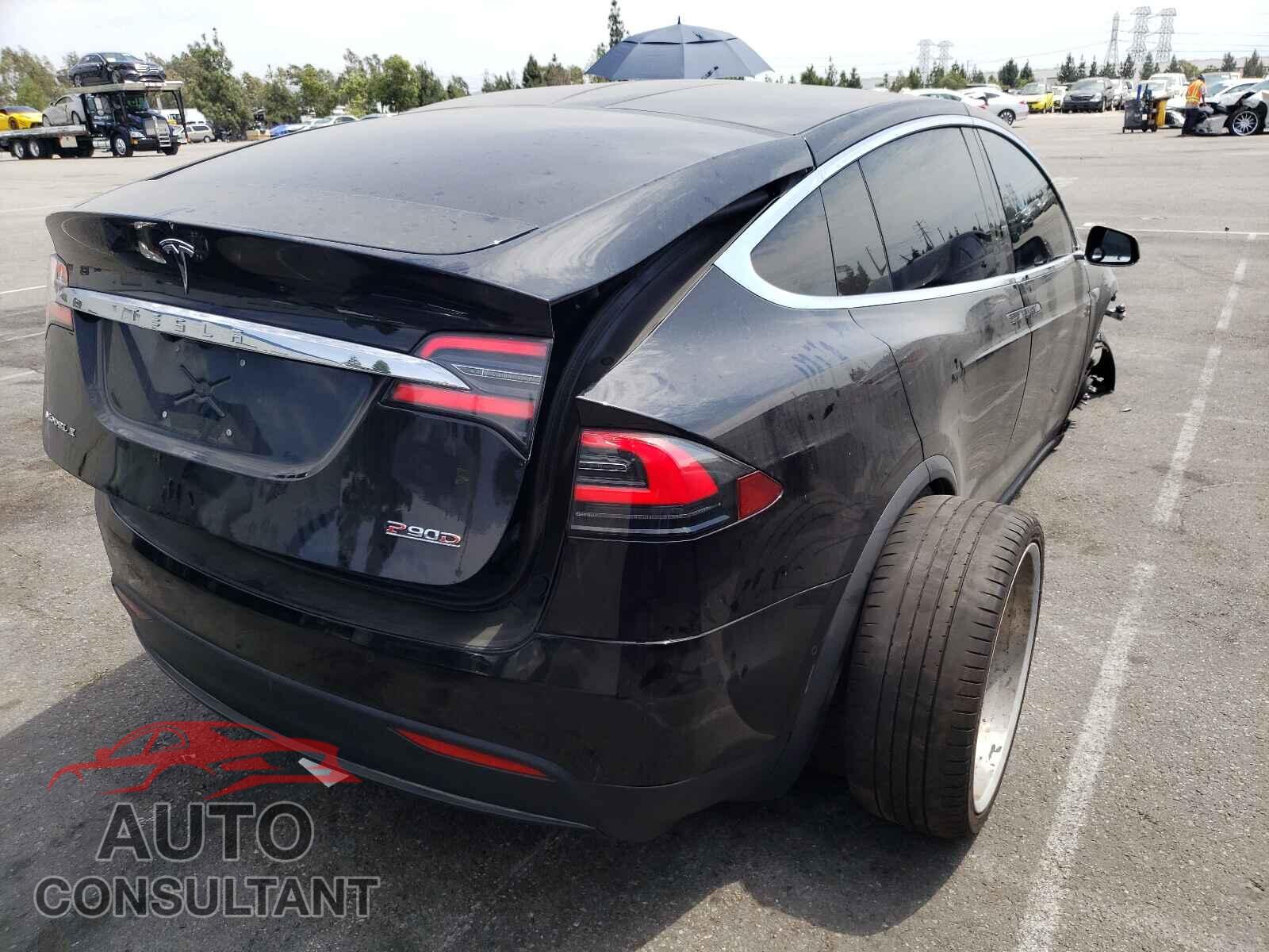 TESLA MODEL X 2016 - 5YJXCBE49GF006131