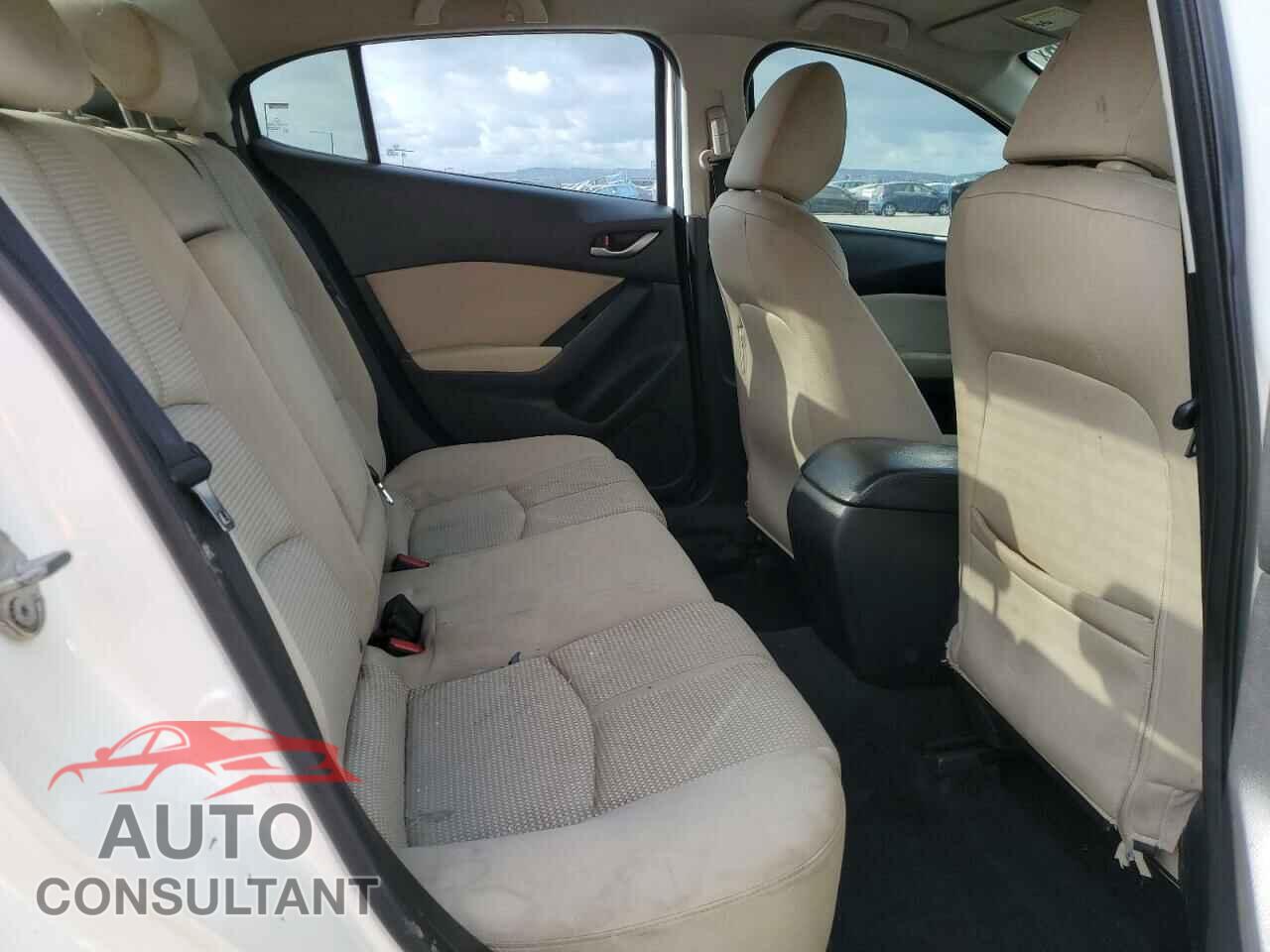 MAZDA 3 2017 - 3MZBN1U72HM112134