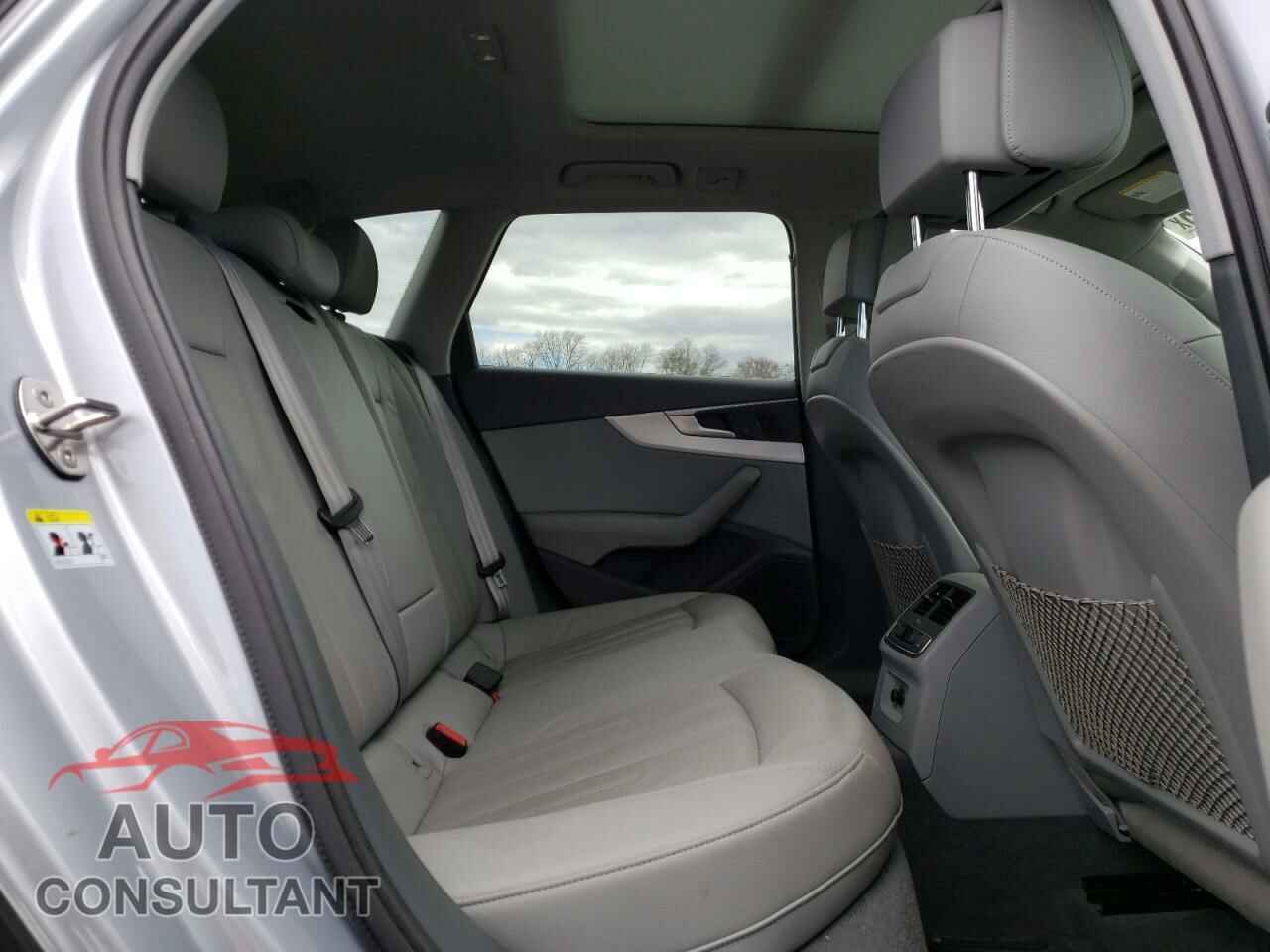 AUDI A4 2017 - WA18NAF41HA075083