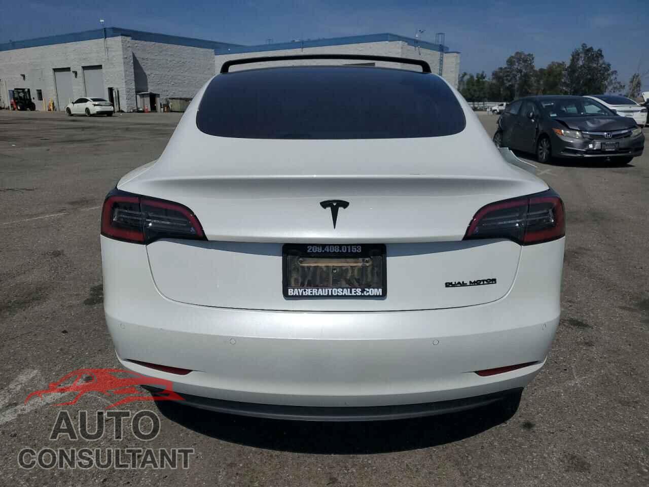 TESLA MODEL 3 2021 - 5YJ3E1EB4MF002906