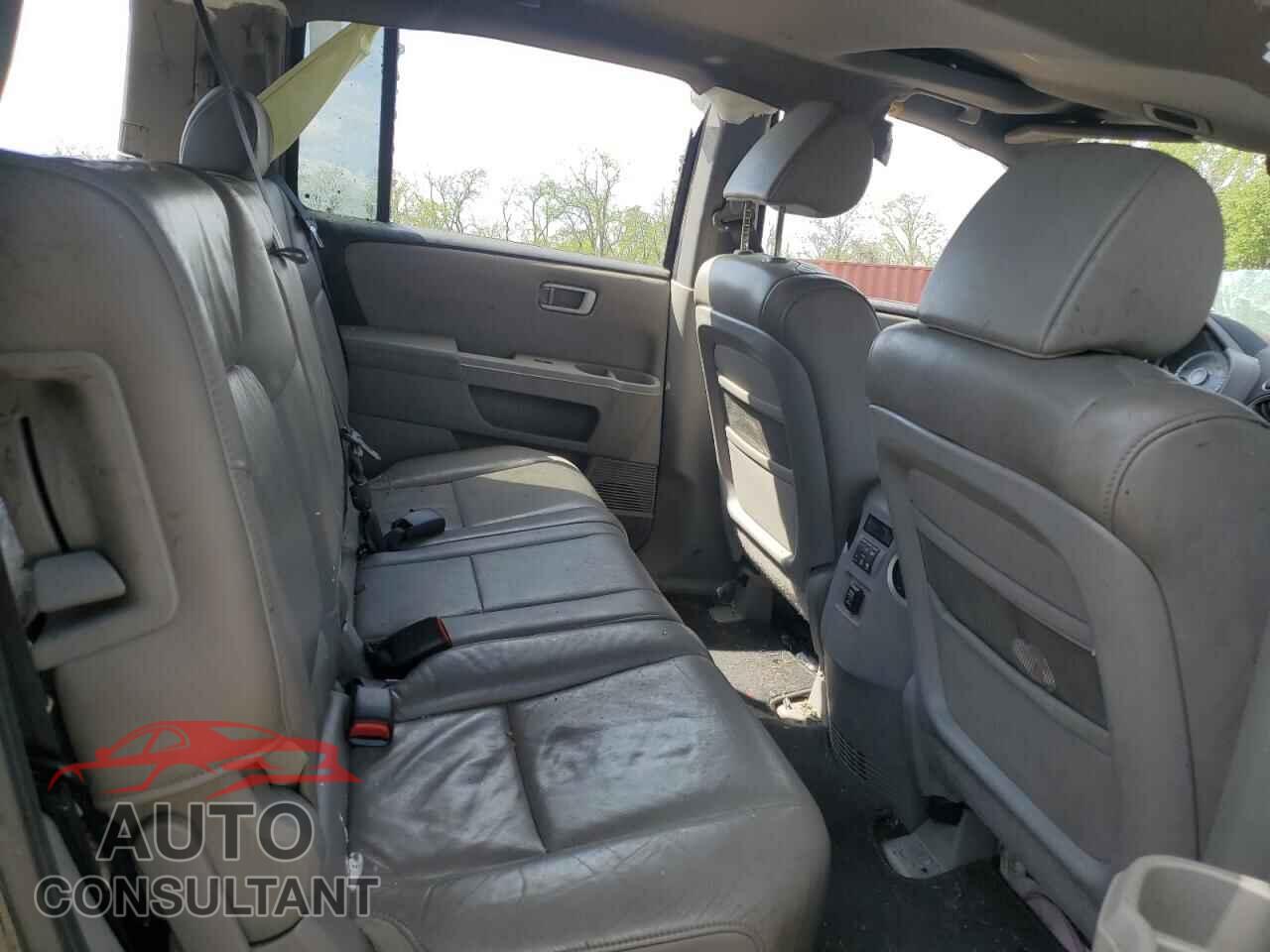 HONDA PILOT 2011 - 5FNYF4H79BB070918