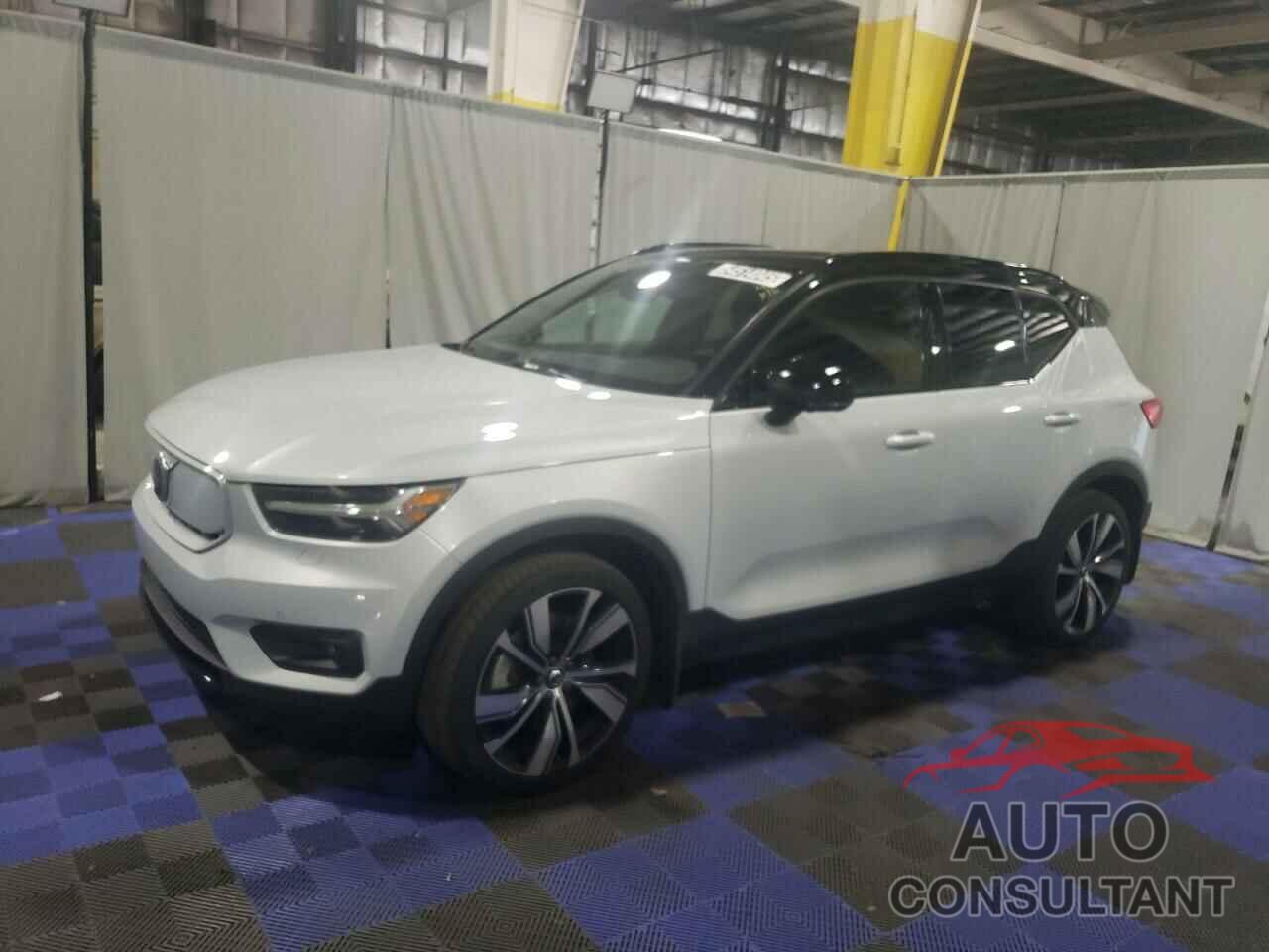 VOLVO XC40 2021 - YV4ED3UR6M2451820