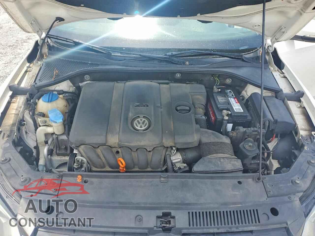 VOLKSWAGEN PASSAT 2012 - 1VWAP7A36CC064609