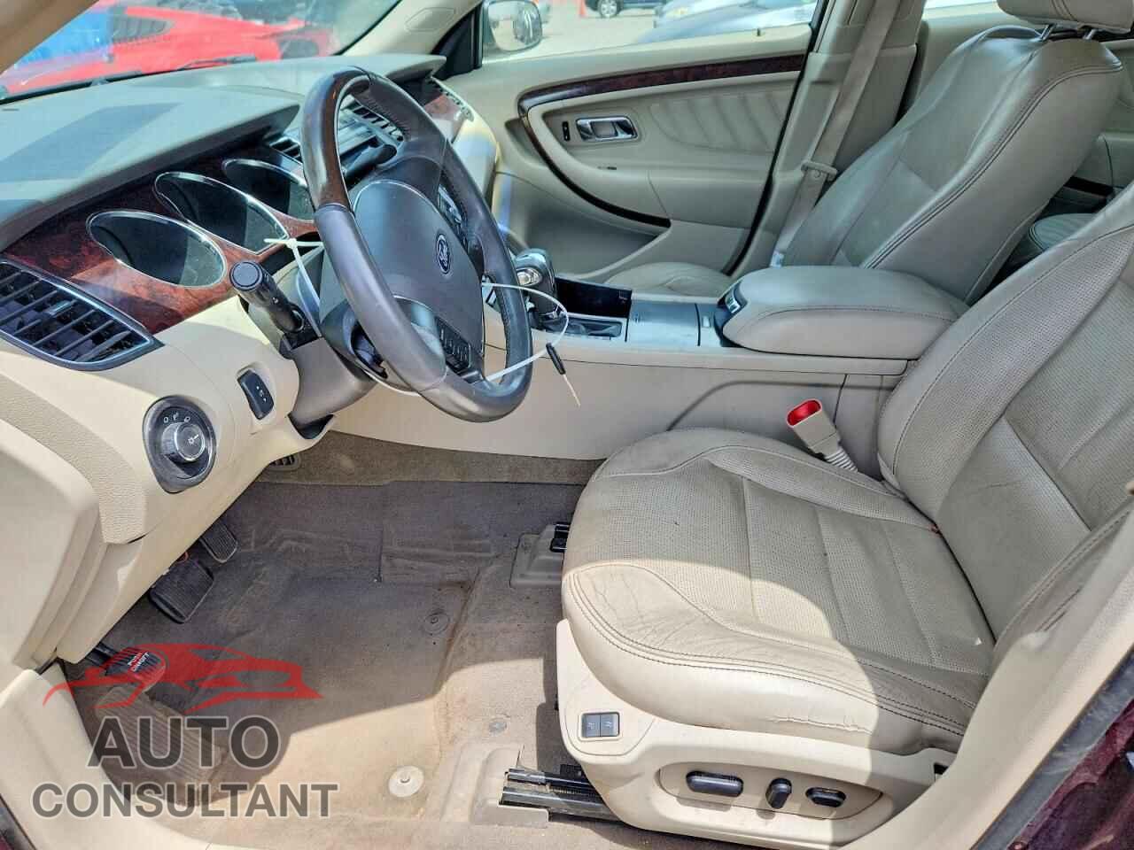 FORD TAURUS 2011 - 1FAHP2FW3BG111132