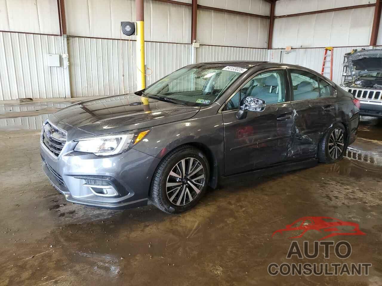 SUBARU LEGACY 2018 - 4S3BNAF68J3035669