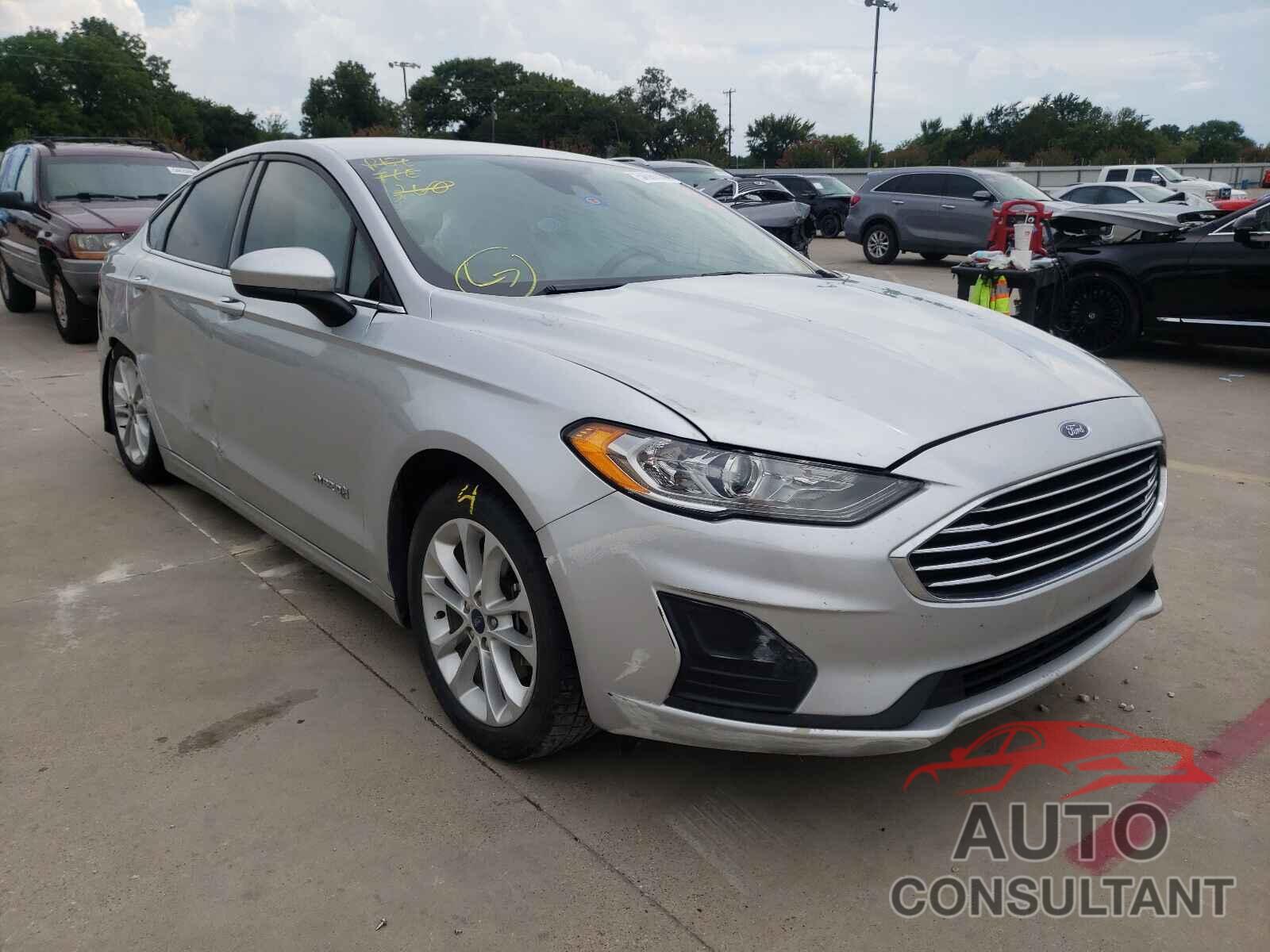 FORD FUSION 2019 - 3FA6P0LU3KR205728