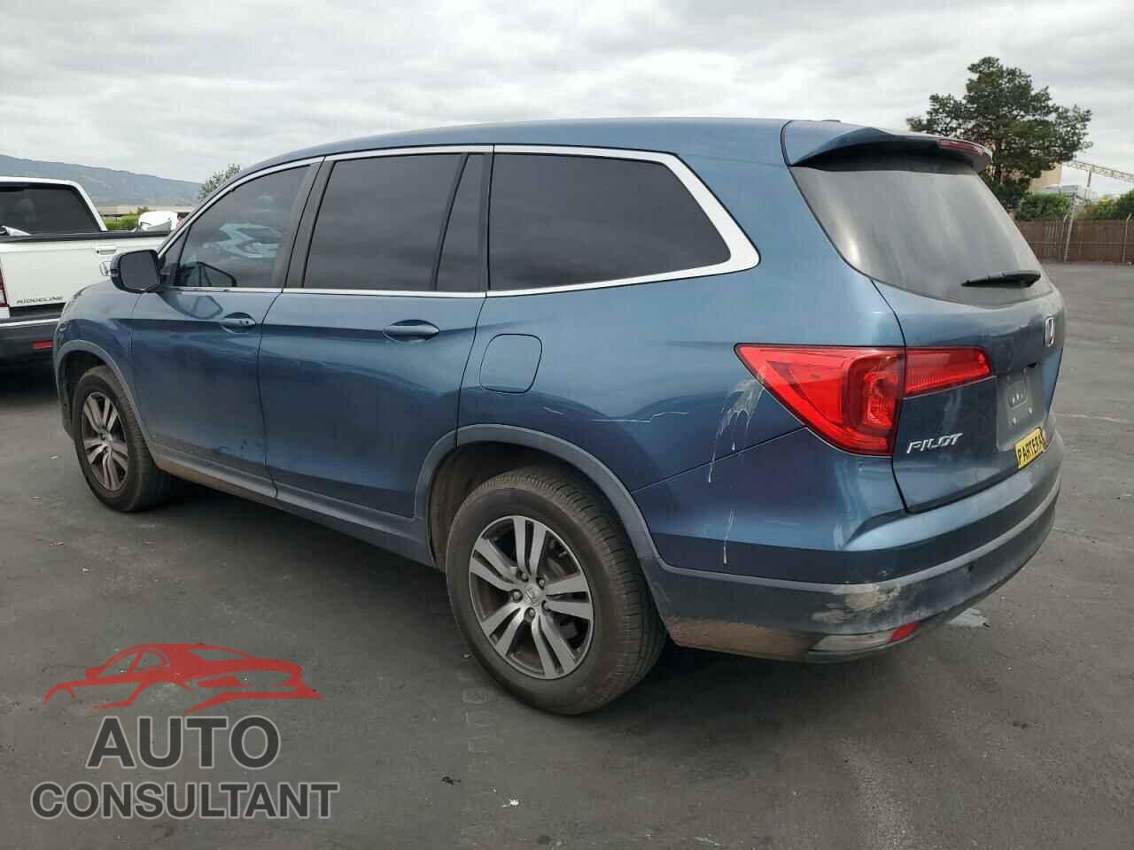 HONDA PILOT 2017 - 5FNYF6H39HB015340