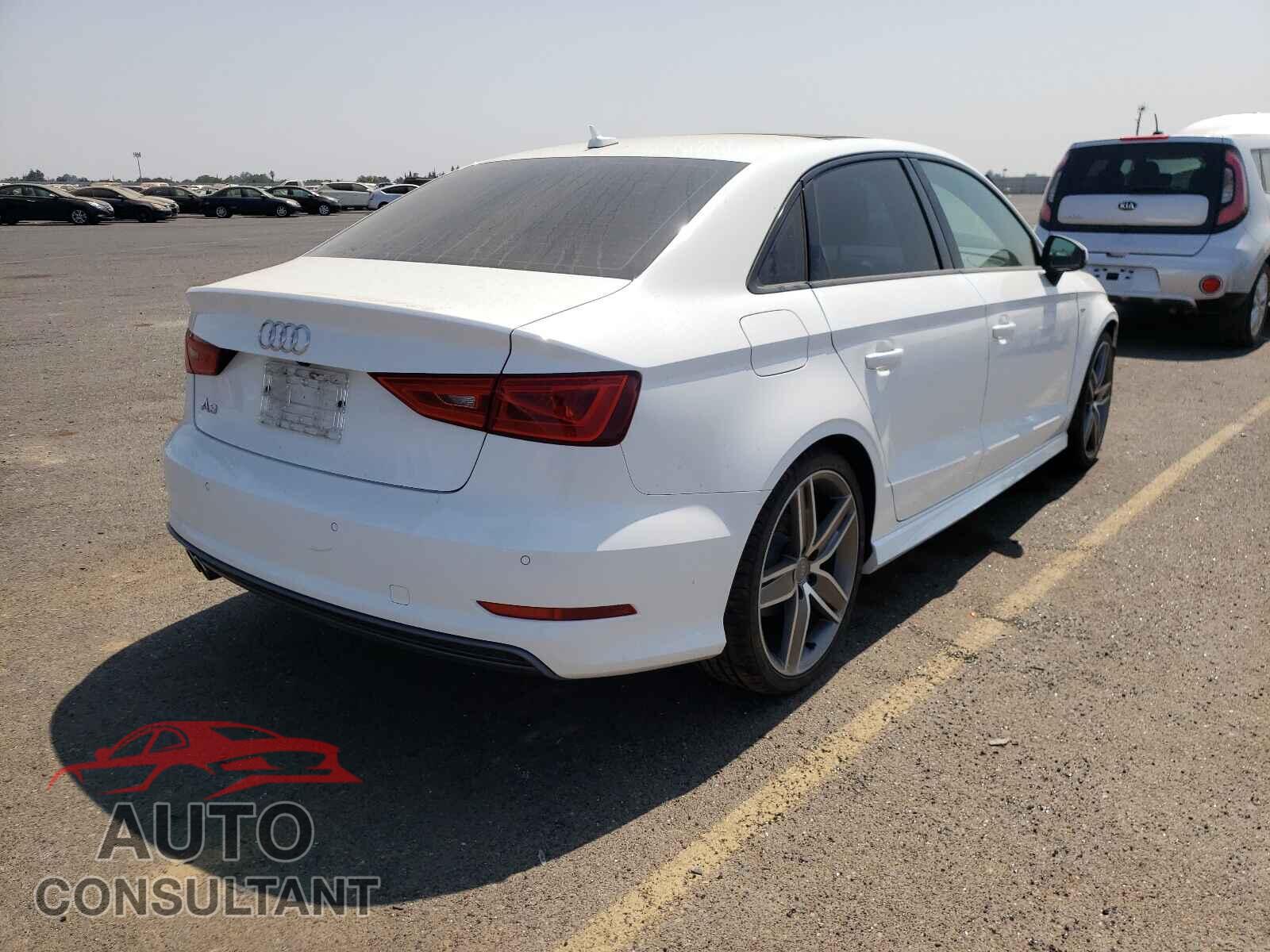 AUDI A3 2016 - WAUA7GFF1G1097361