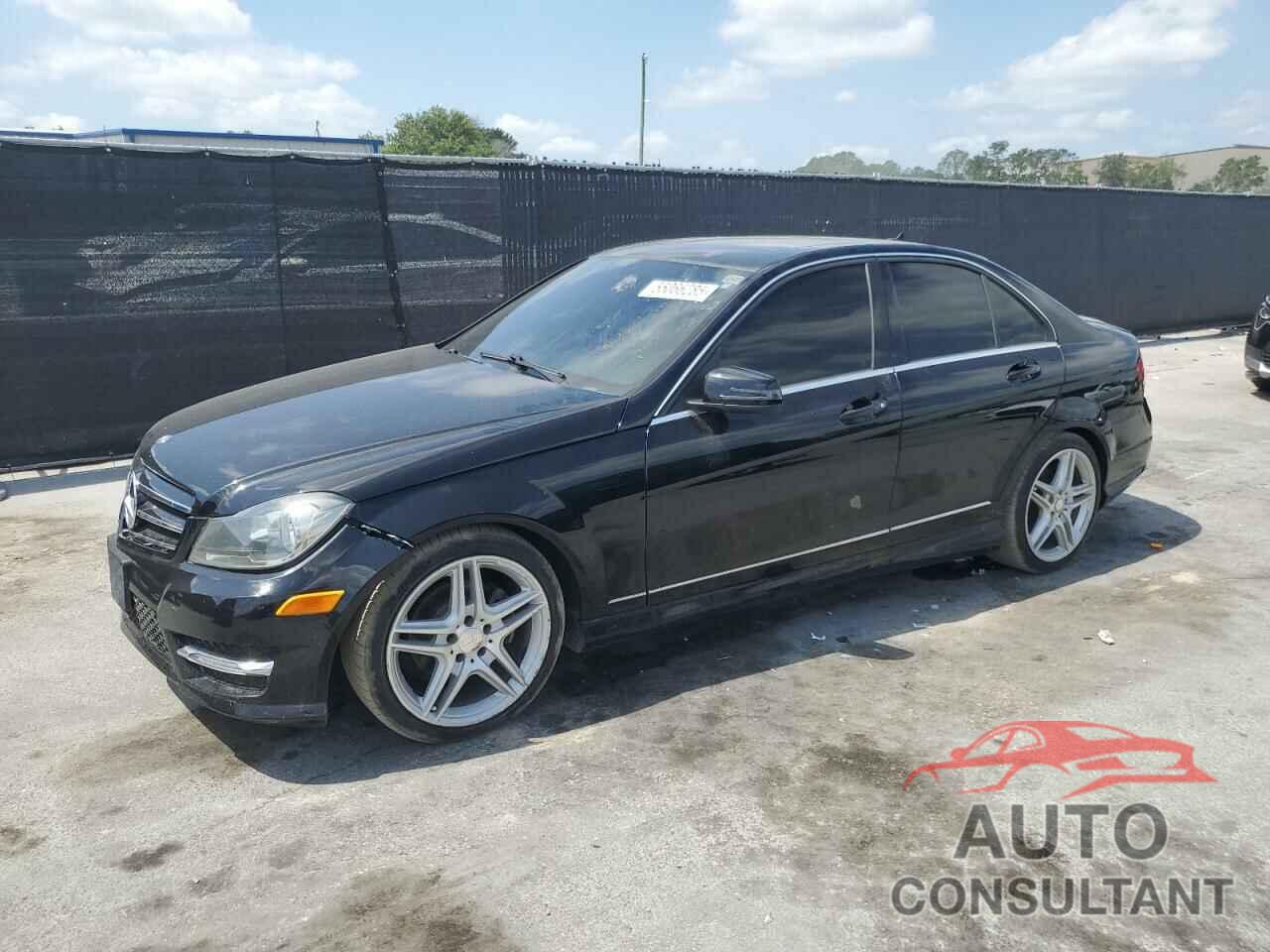 MERCEDES-BENZ C-CLASS 2014 - WDDGF4HB4EA915595