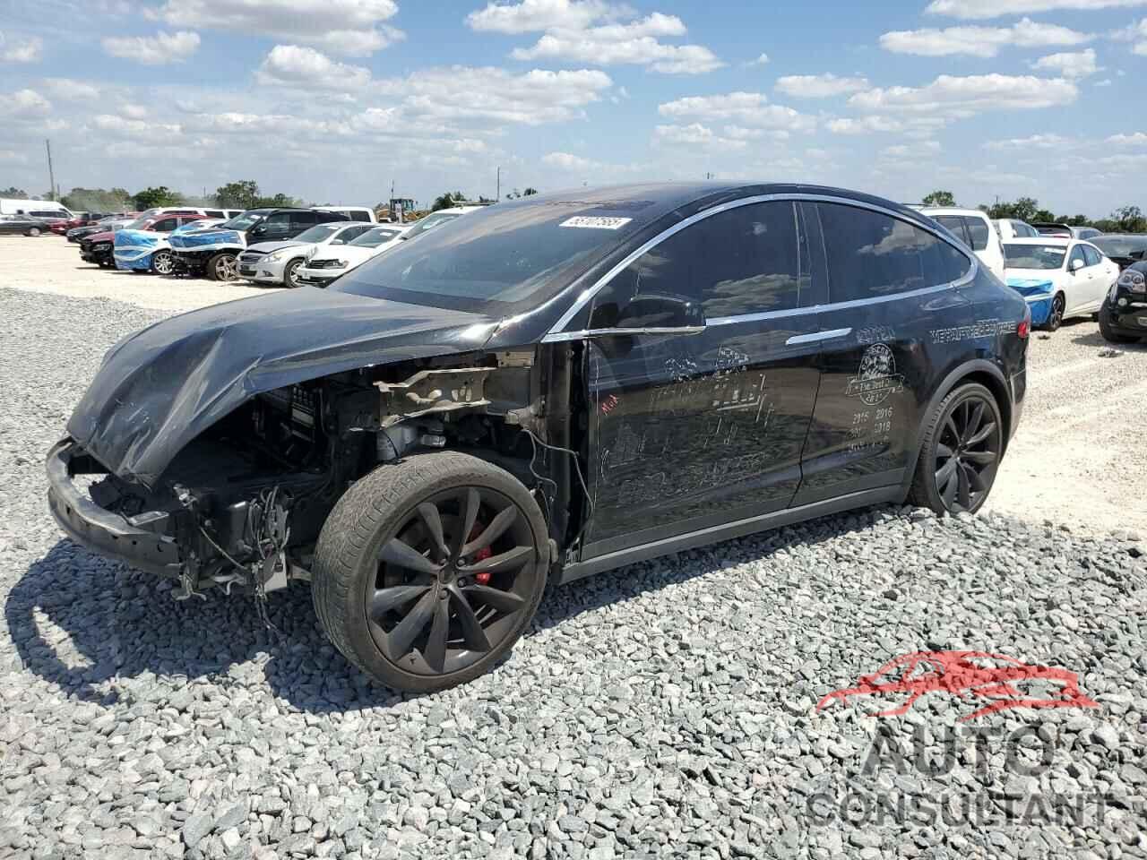 TESLA MODEL X 2020 - 5YJXCAE48LF300320