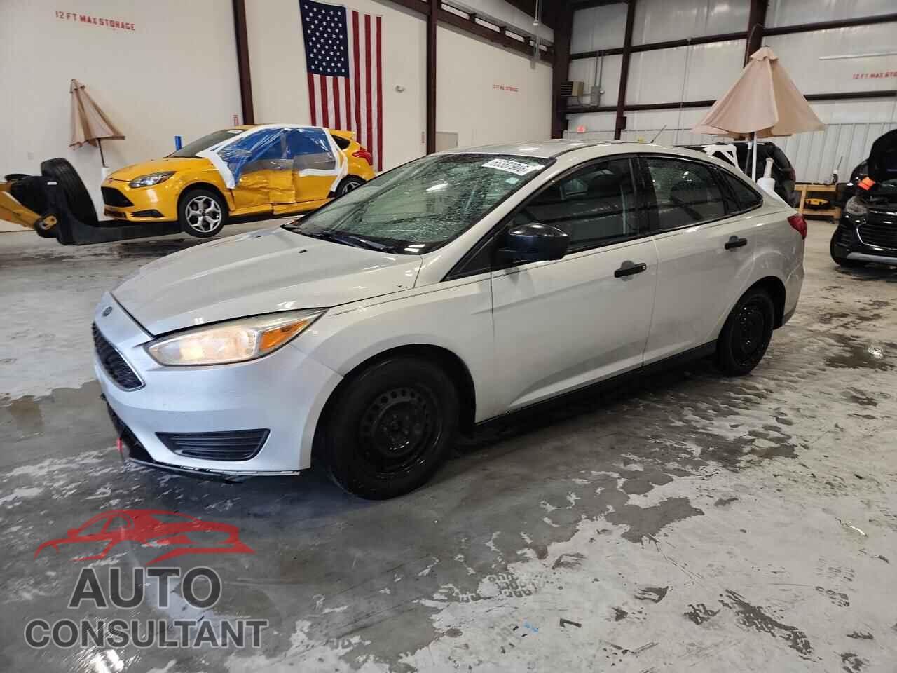 FORD FOCUS 2017 - 1FADP3E20HL220991