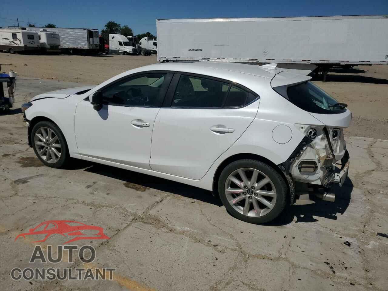 MAZDA 3 2017 - 3MZBN1M30HM128720