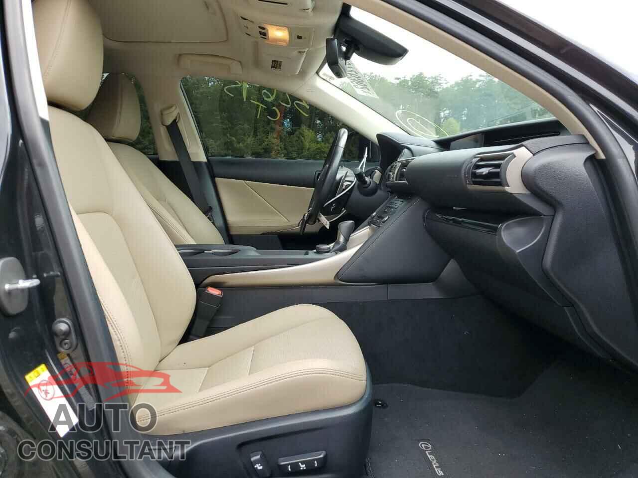LEXUS IS 2017 - JTHCM1D27H5017670