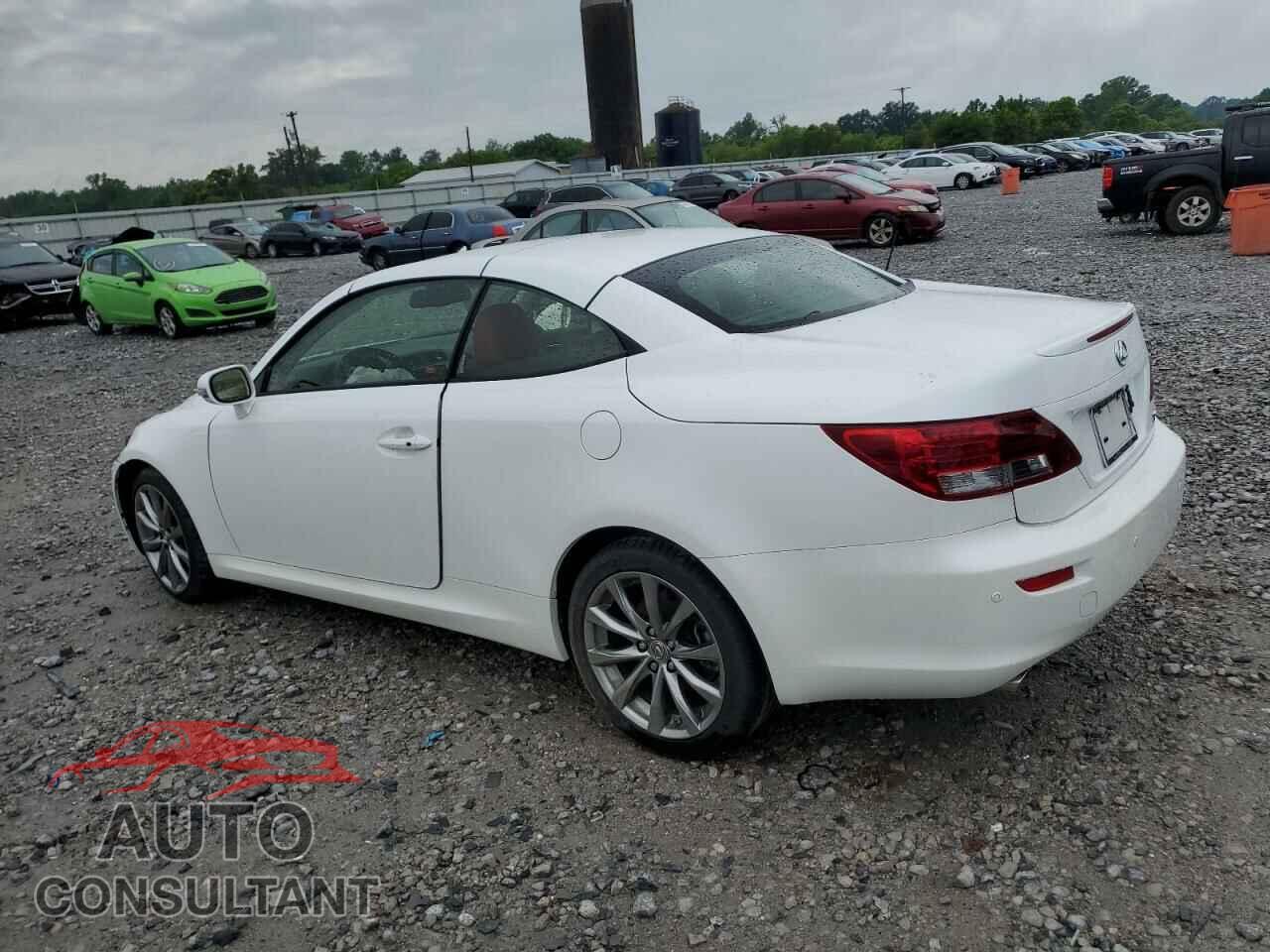 LEXUS IS 2015 - JTHFF2C20F2532149