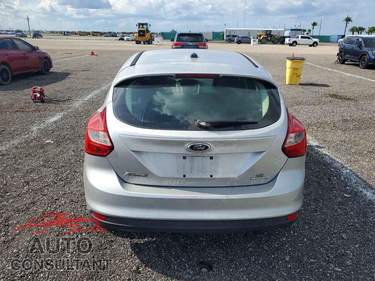 FORD FOCUS 2013 - 1FADP3K20DL247963