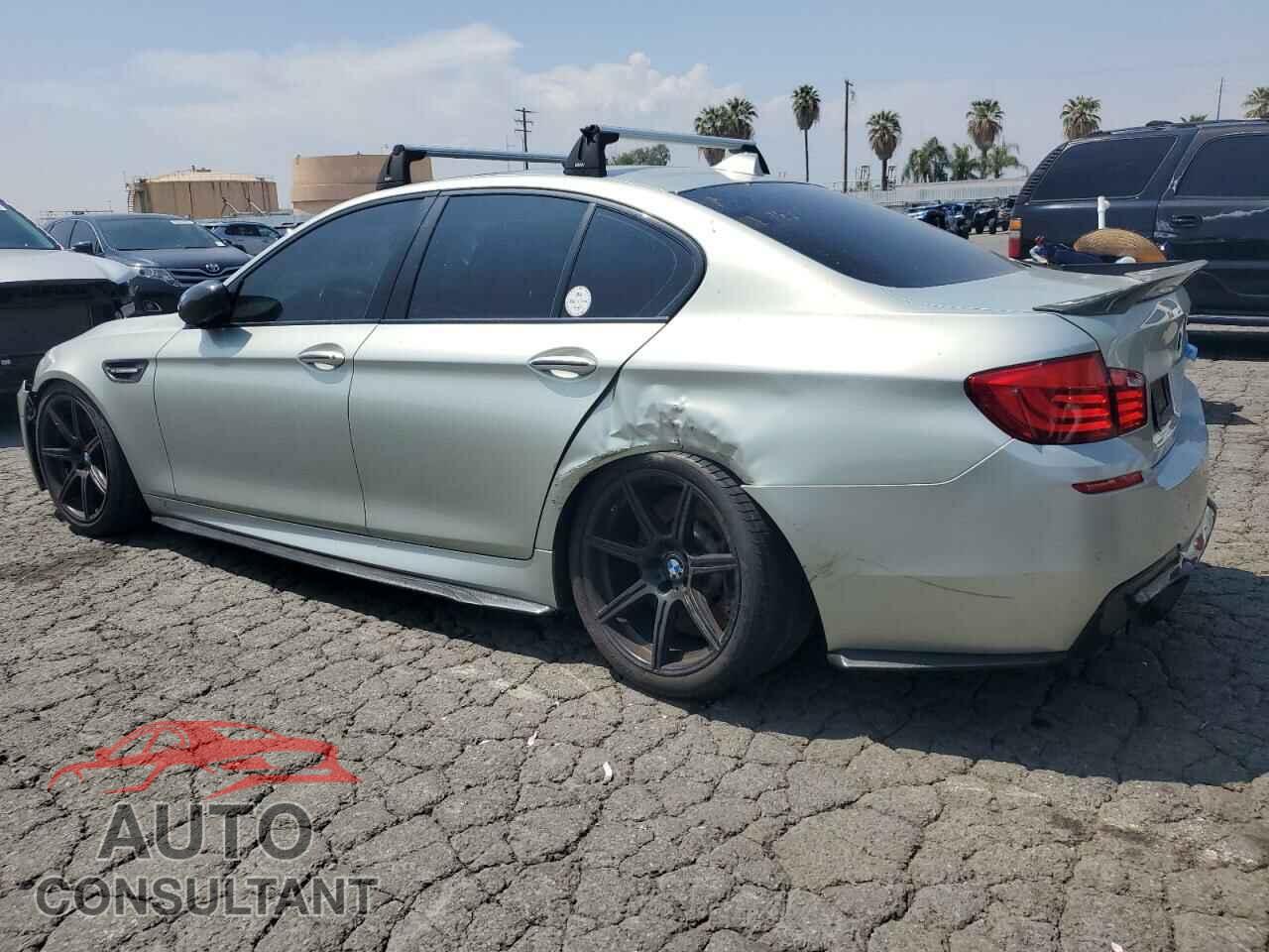 BMW M5 2013 - WBSFV9C56DC774094