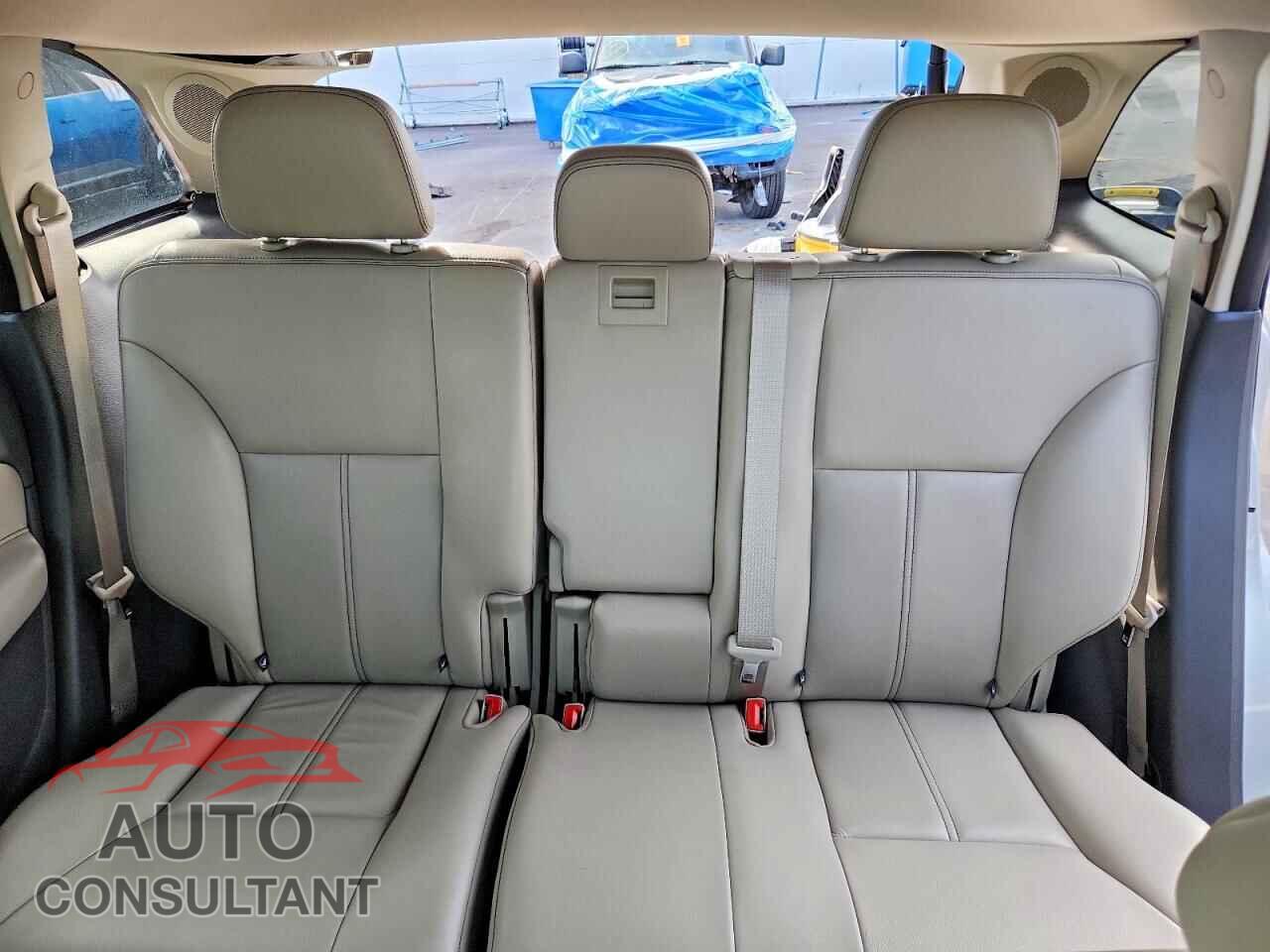 FORD EDGE 2011 - 2FMDK3KC0BBA74651