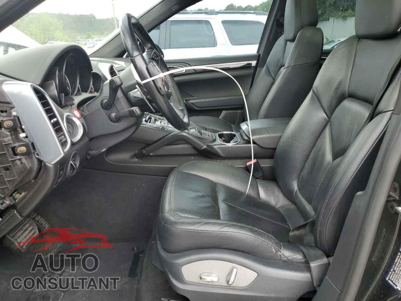 PORSCHE CAYENNE 2016 - WP1AA2A22GLA03583