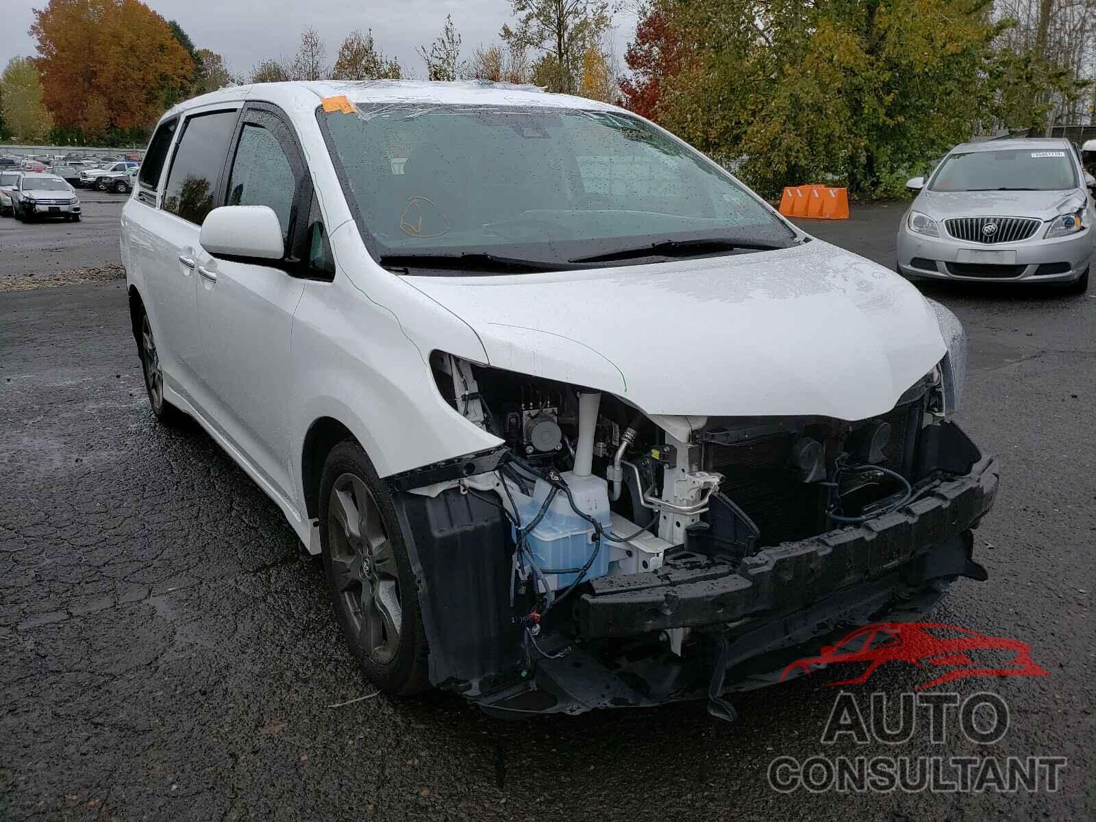 TOYOTA SIENNA 2018 - 5TDXZ3DC2JS927168