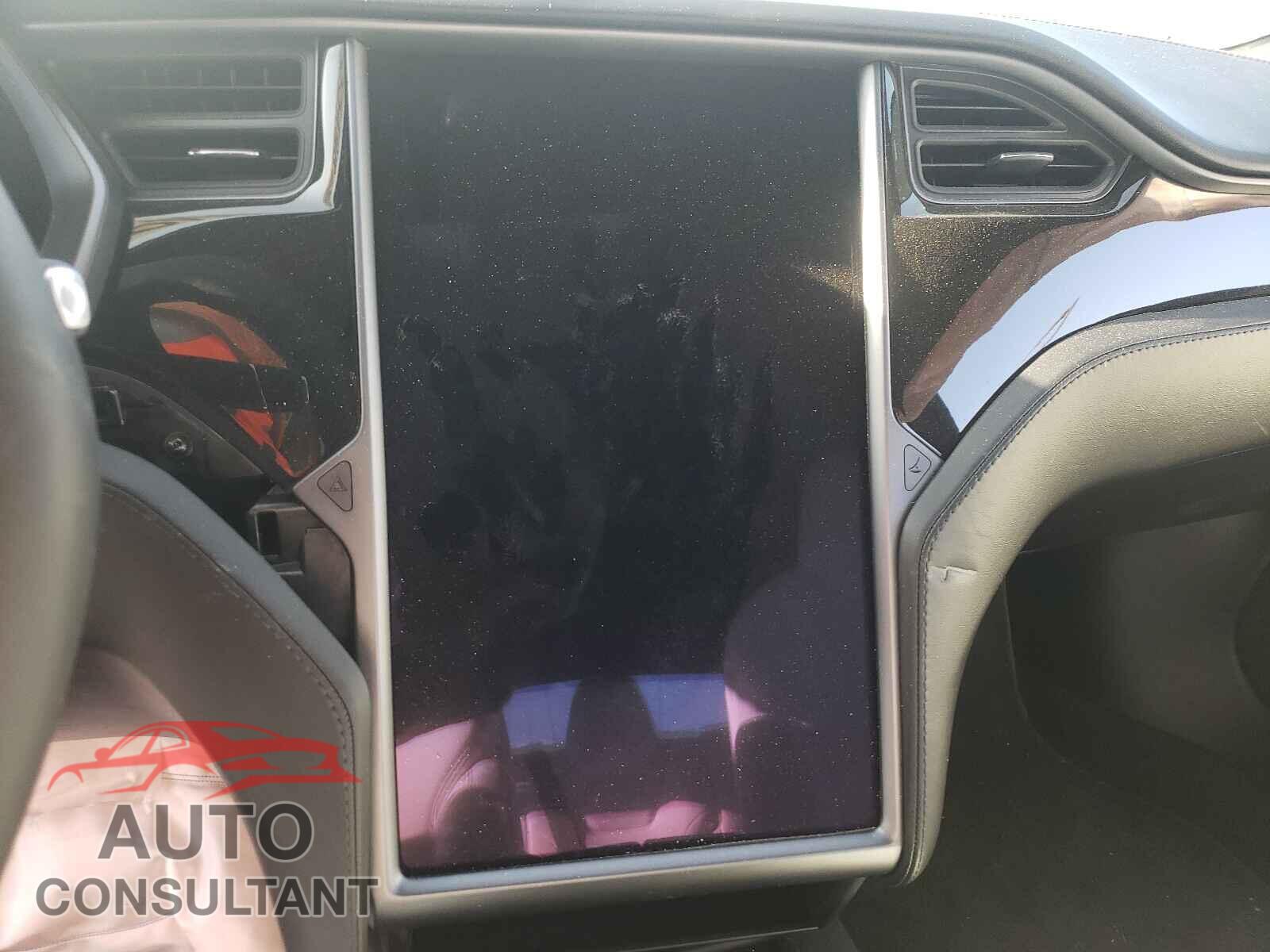 TESLA MODEL S 2019 - 5YJSA1E20KF334524
