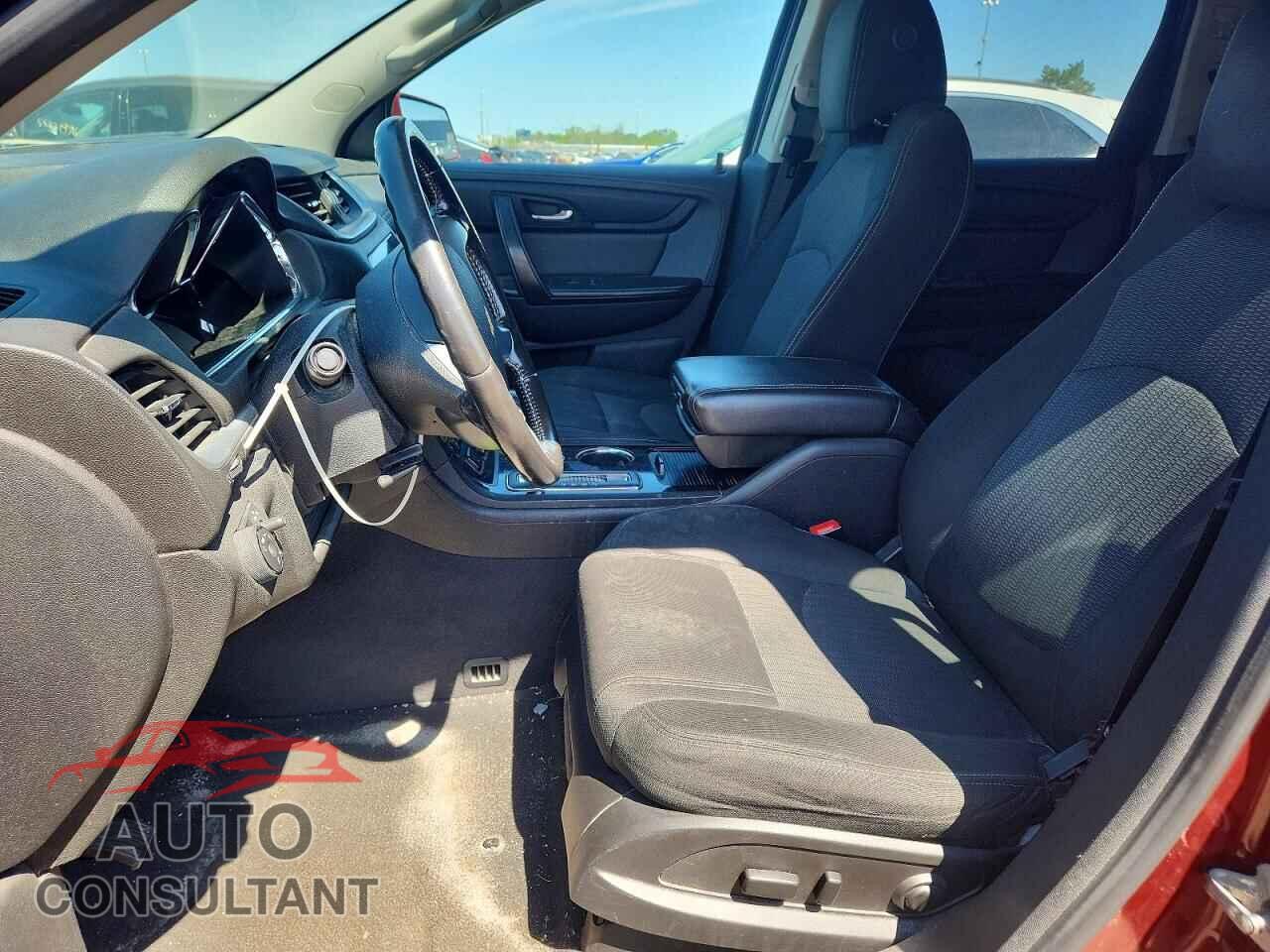 CHEVROLET TRAVERSE 2017 - 1GNKRHKD8HJ153882