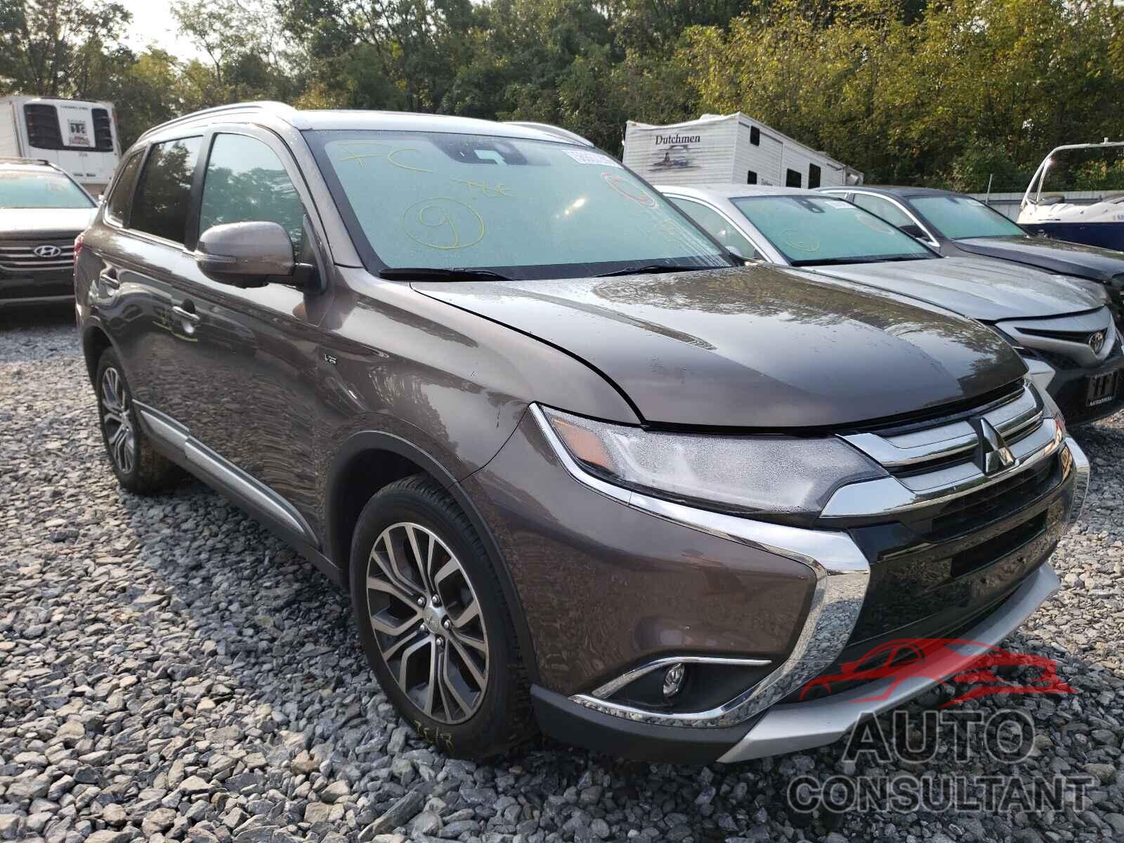 MITSUBISHI OUTLANDER 2018 - JA4JZ4AX1JZ058882