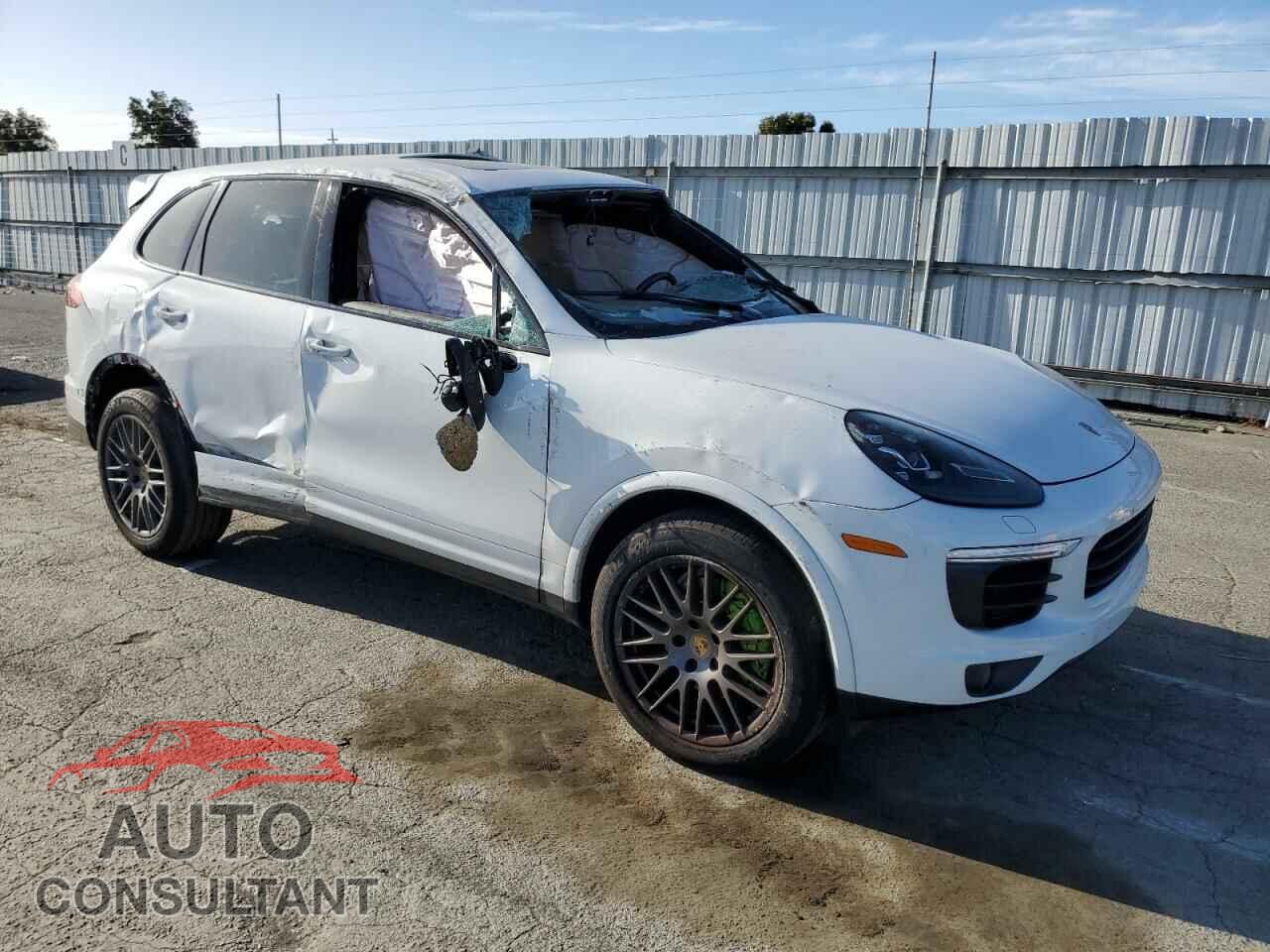 PORSCHE CAYENNE 2017 - WP1AA2A29HKA90731