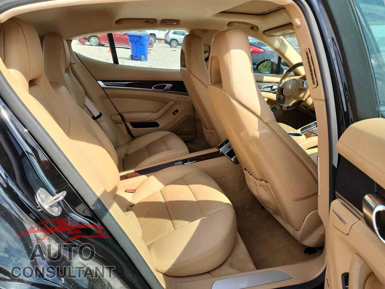 PORSCHE PANAMERA 2015 - WP0AA2A73FL000459