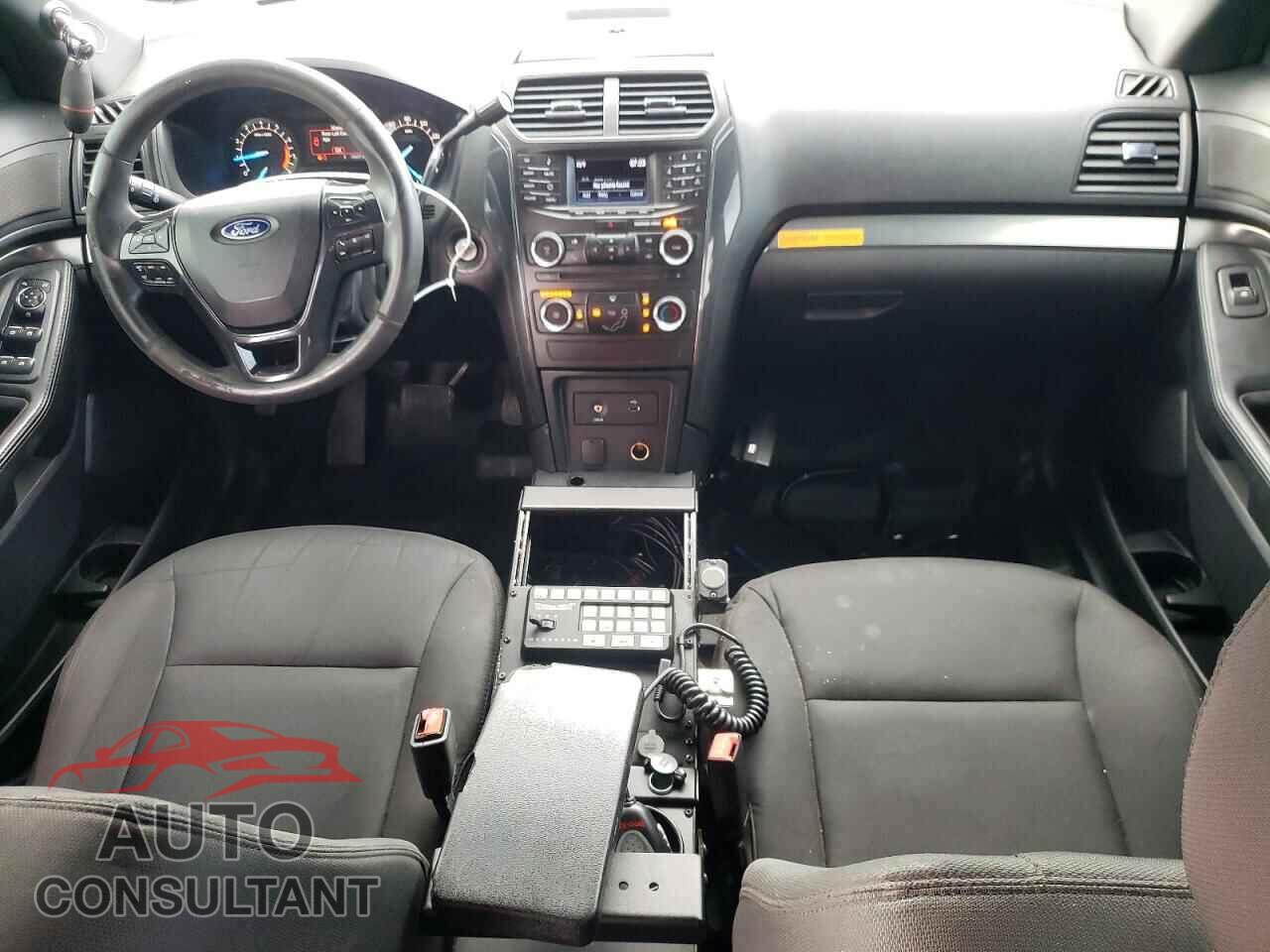 FORD EXPLORER 2018 - 1FM5K8AR8JGB12318