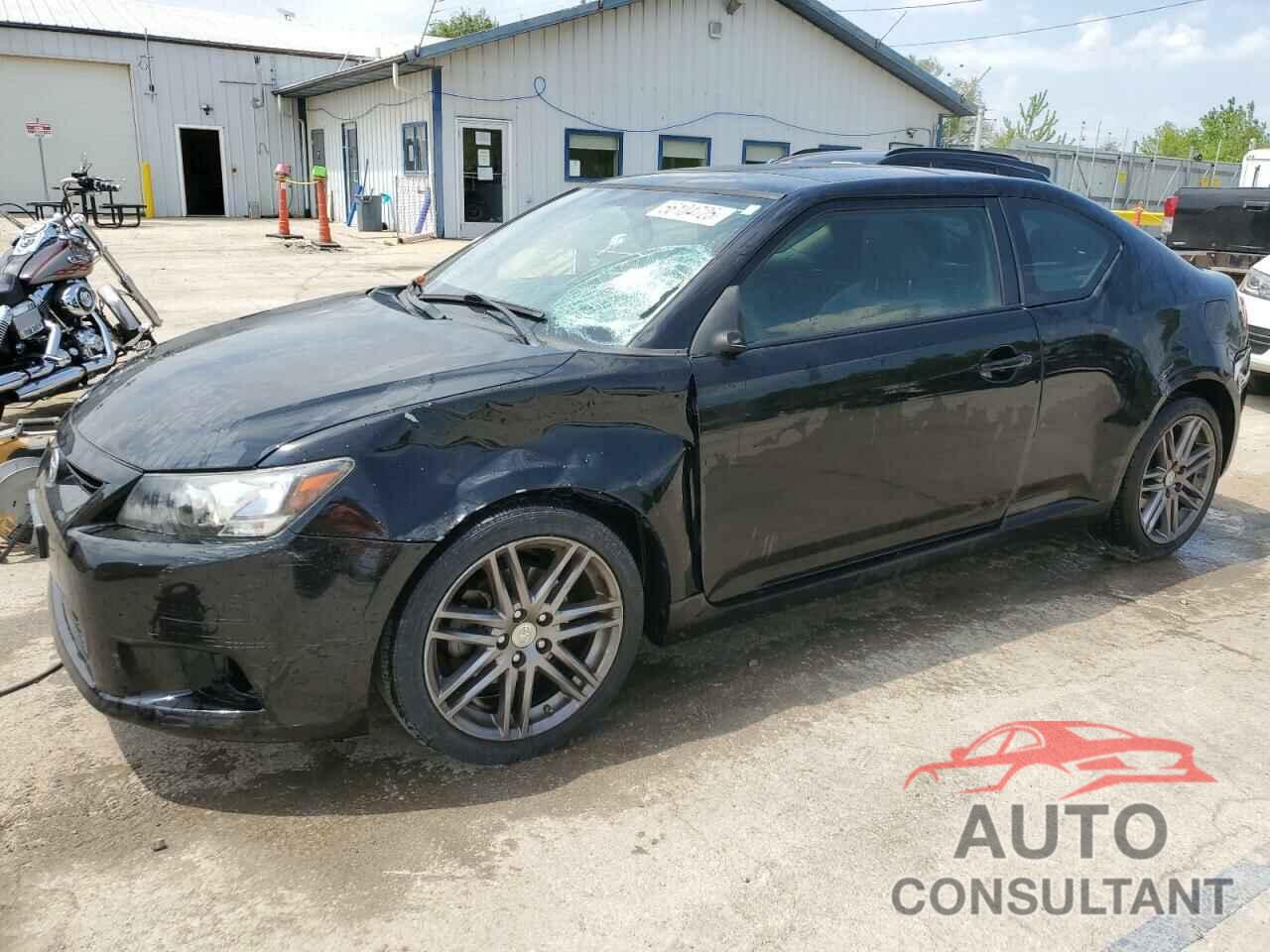 TOYOTA SCION 2013 - JTKJF5C70D3064576