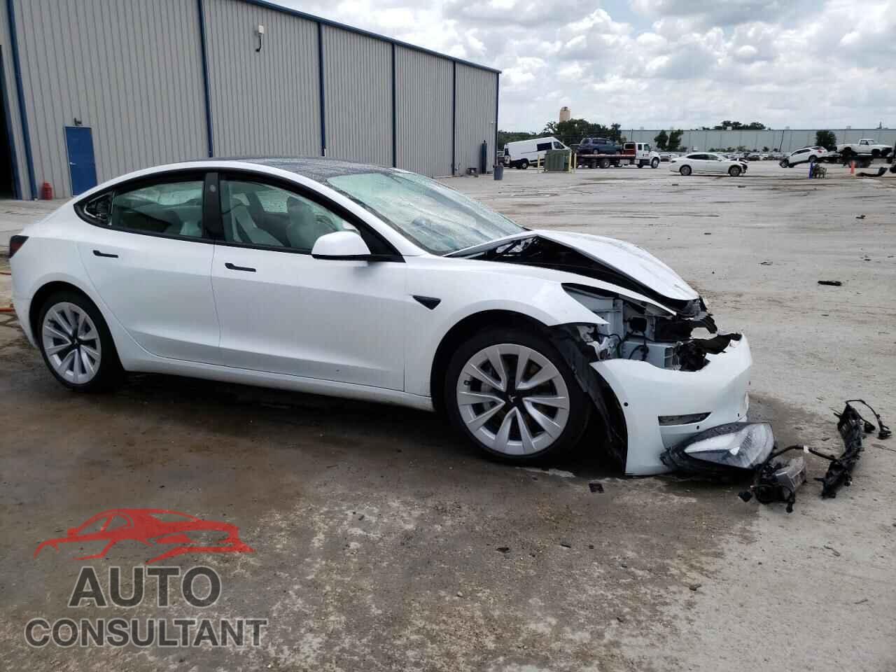 TESLA MODEL 3 2022 - 5YJ3E1EA6NF302844