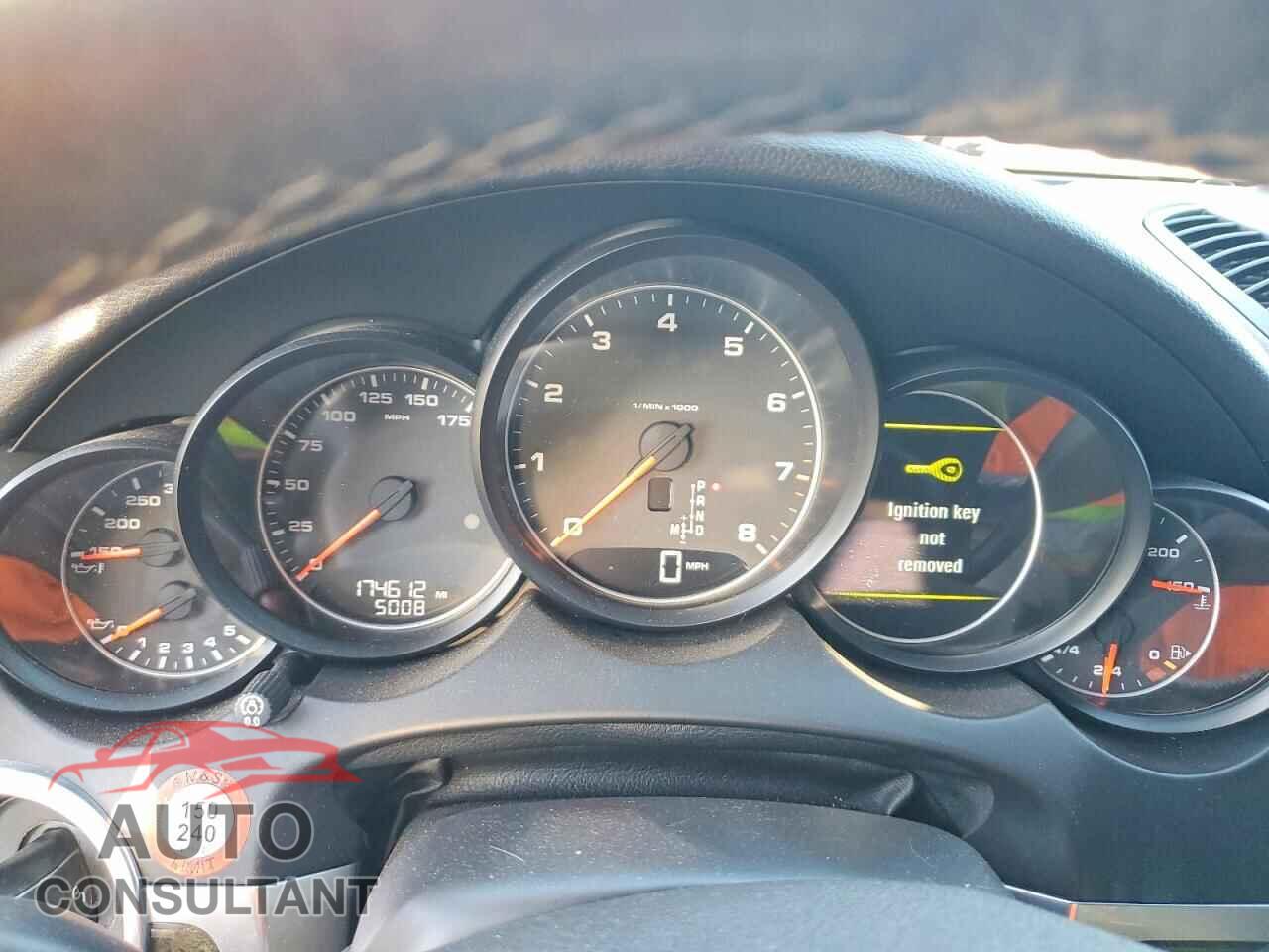 PORSCHE CAYENNE 2012 - WP1AA2A26CLA09784