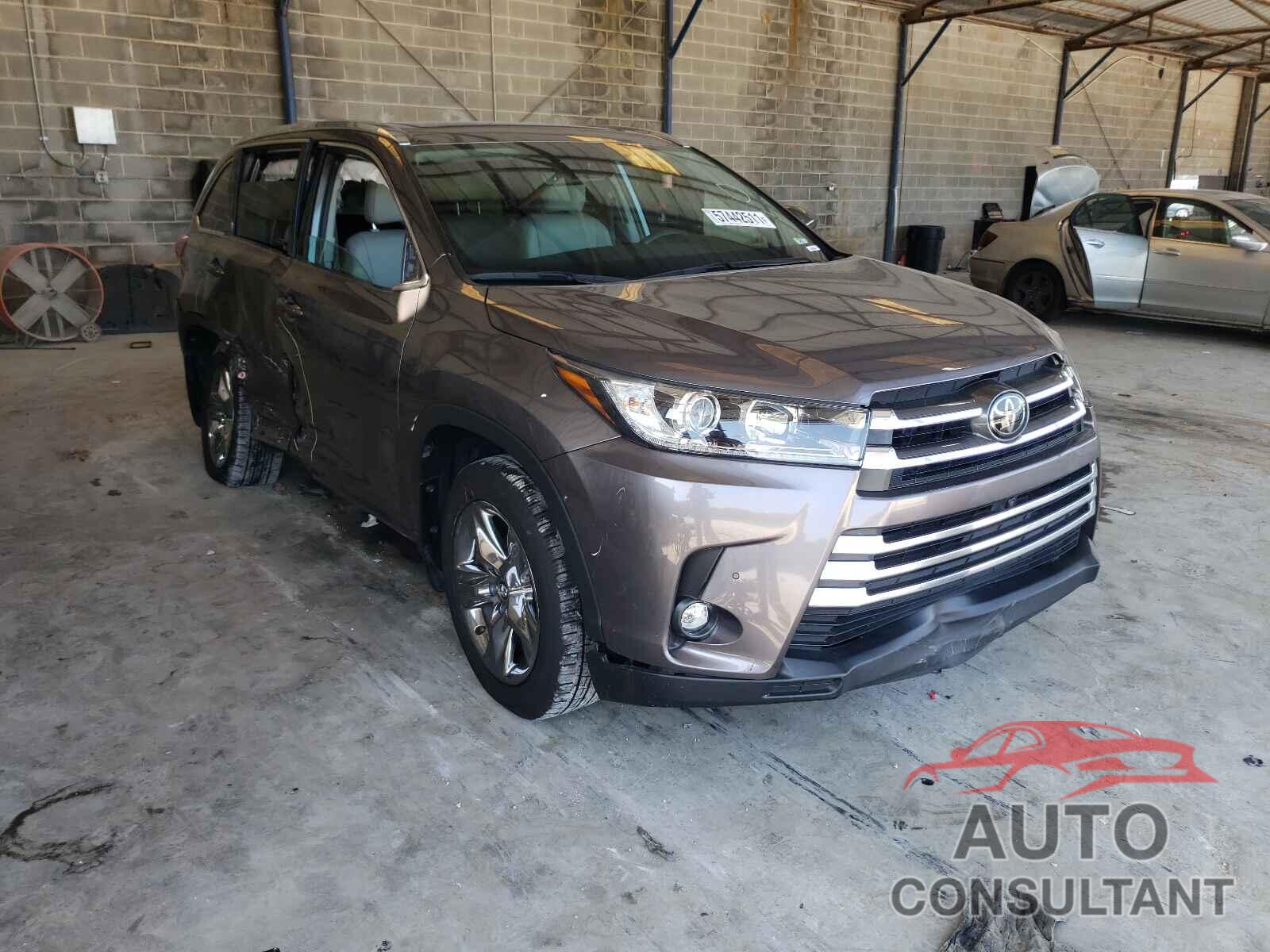 TOYOTA HIGHLANDER 2019 - 5TDDZRFH7KS967634