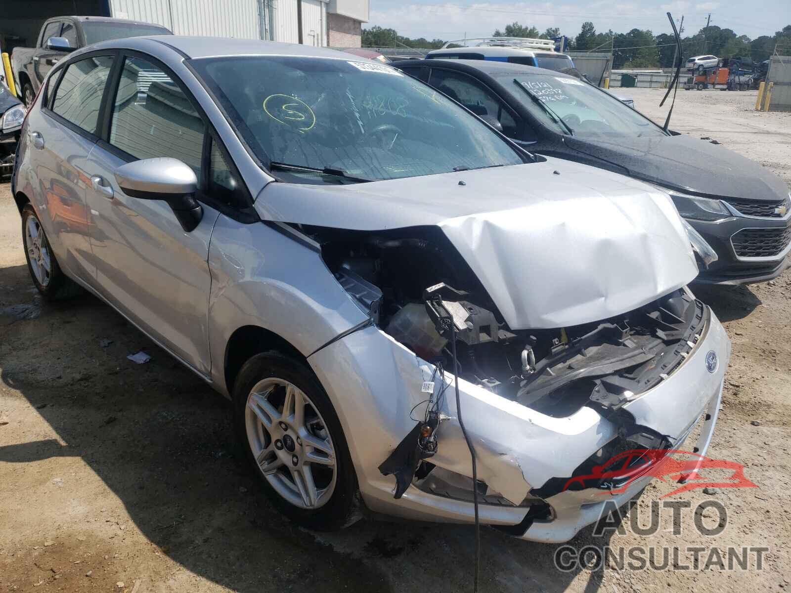FORD FIESTA 2017 - 3FADP4EJ8HM132380