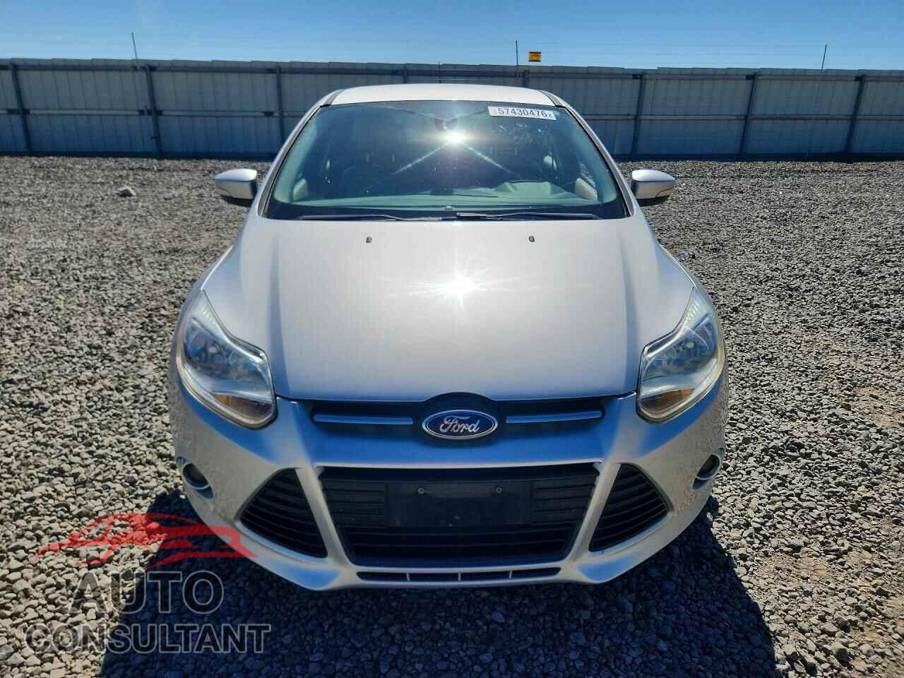 FORD FOCUS 2012 - 1FAHP3M26CL477827