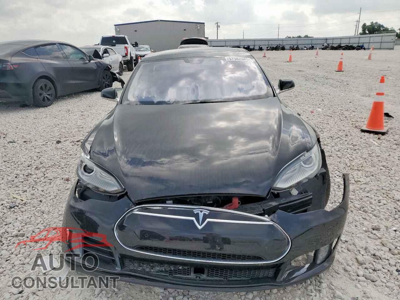 TESLA MODEL S 2015 - 5YJSA1S23FF098770