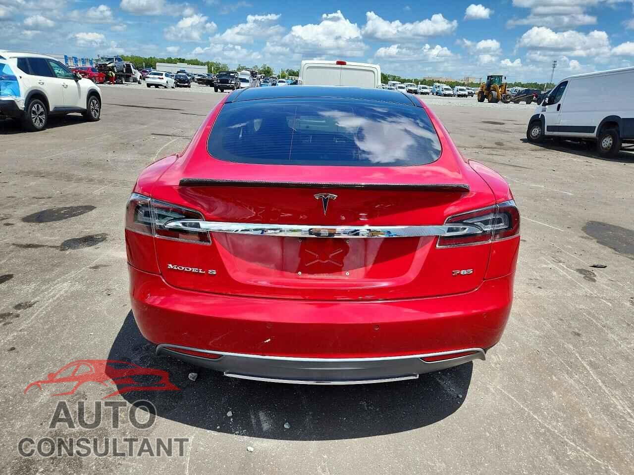 TESLA MODEL S 2013 - 5YJSA1DPXDFP26149