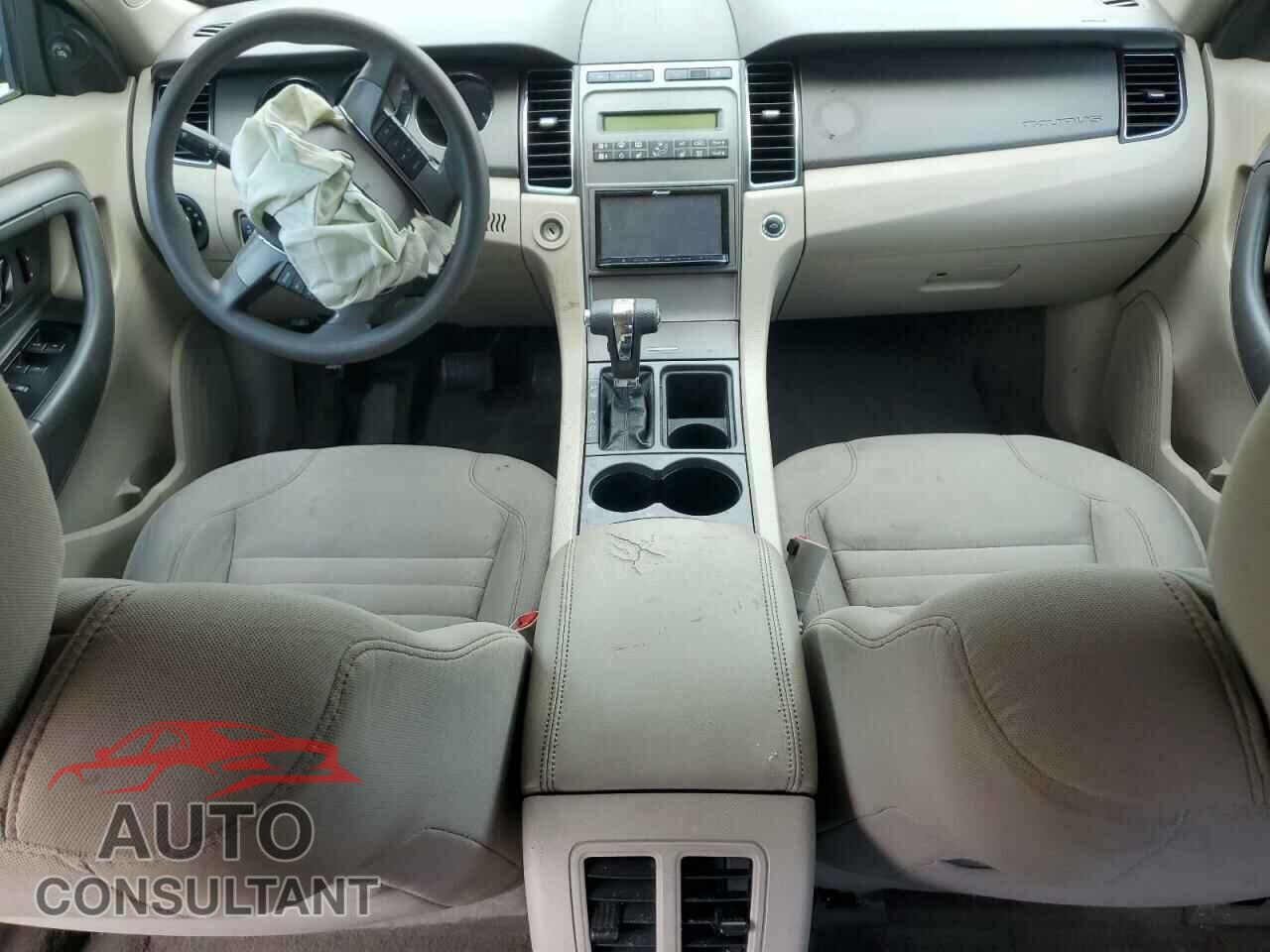 FORD TAURUS 2010 - 1FAHP2DW2AG147301